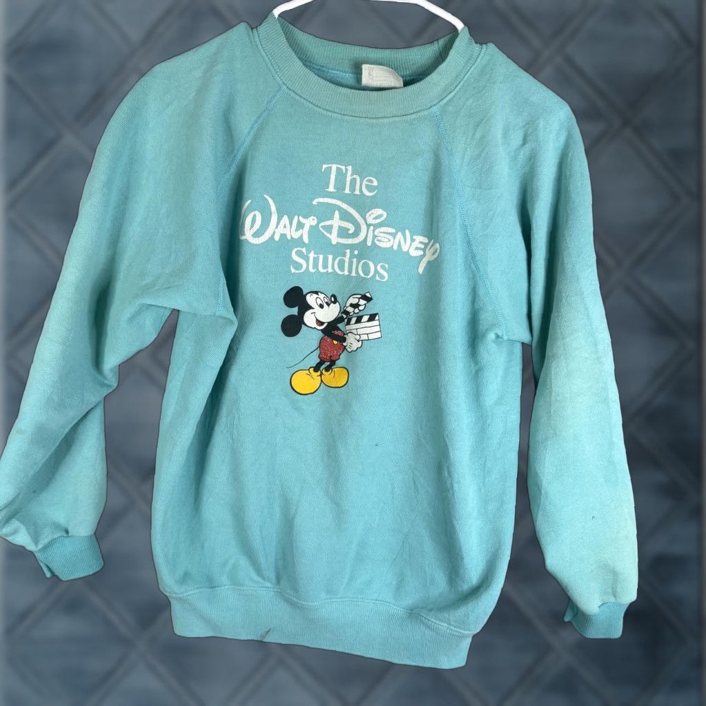 Hanes VINTAGE Hanes Mickey Mouse Sweatshirt Mens Medium Blue Fleece Graphic Print 80s Crew Neck Pullover Size US M / EU 48-50 / 2 - 1 Thumbnail