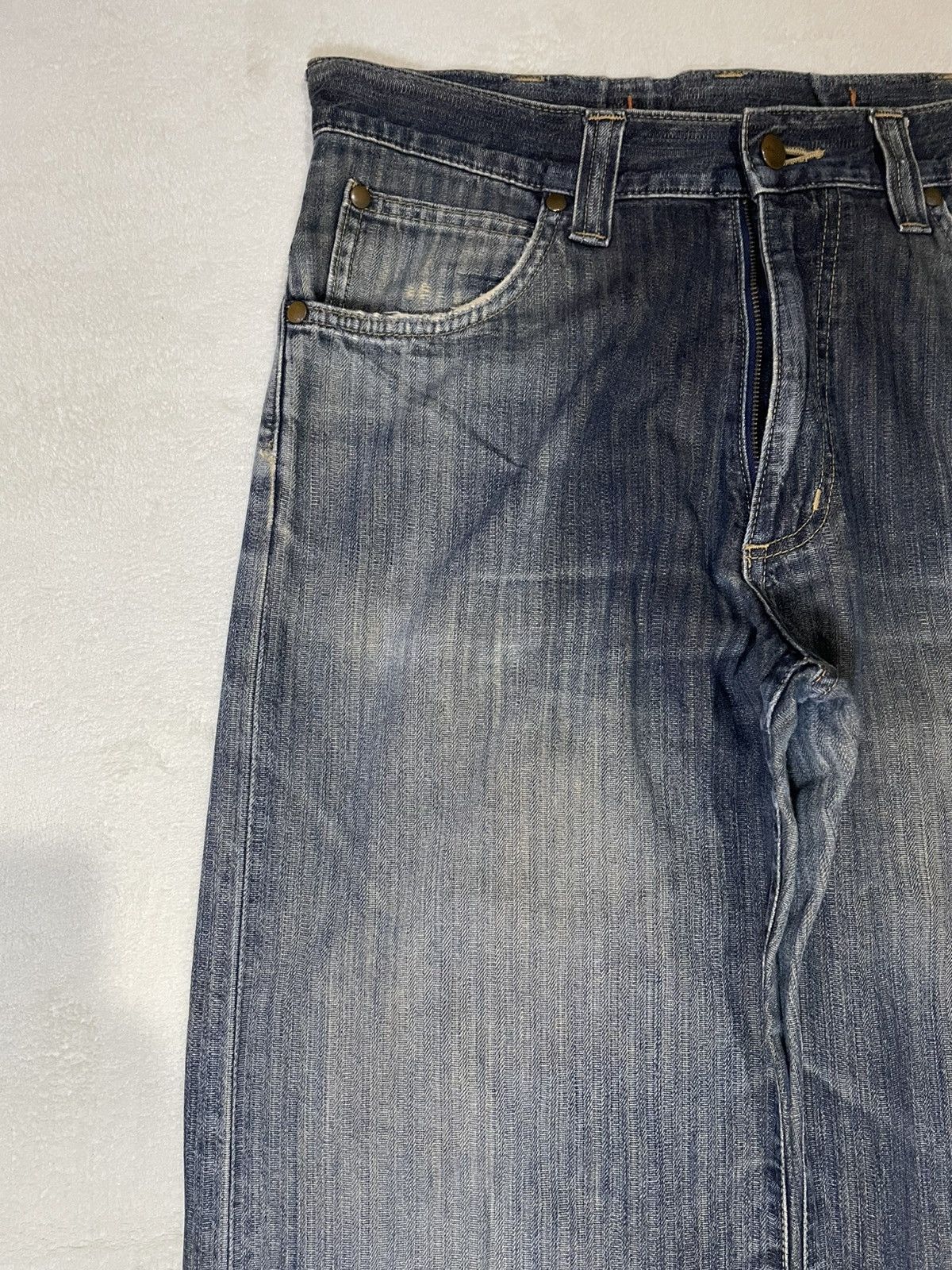 Wrangler Vintage Wrangler Buckle Baggy Faded Denim Jeans Size US 34 / EU 50 - 5 Thumbnail