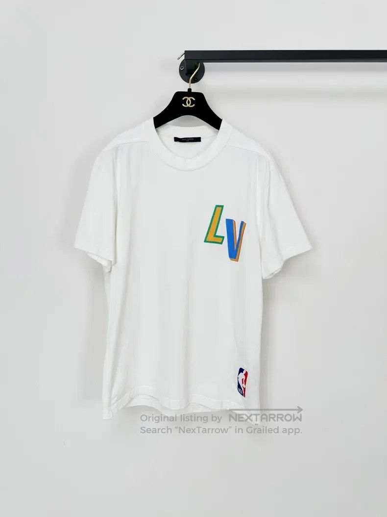 Louis Vuitton Louis Vuitton short sleeves Size US M / EU 48-50 / 2 - 1 Thumbnail