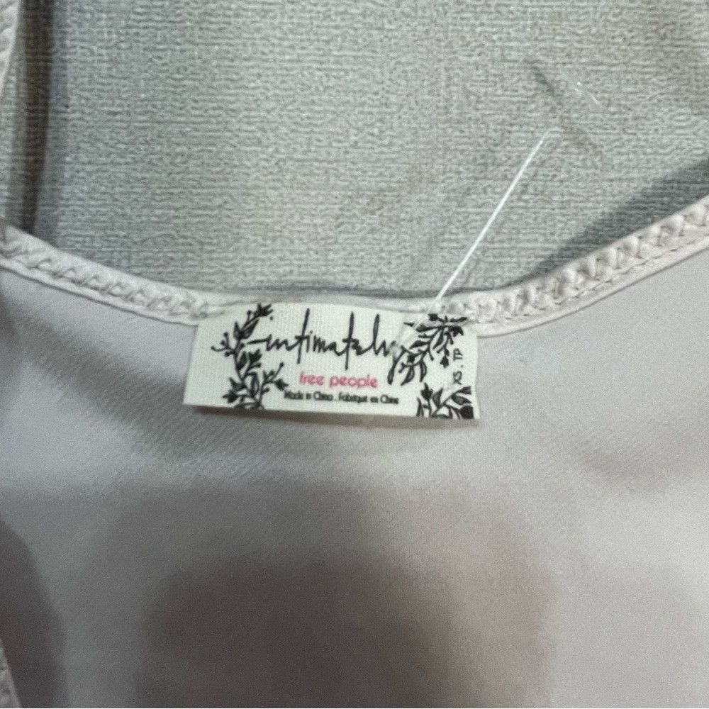Free People New Free People Ivory Satin Cami Size XS Size XS / US 0-2 / IT 36-38 - 7 Thumbnail