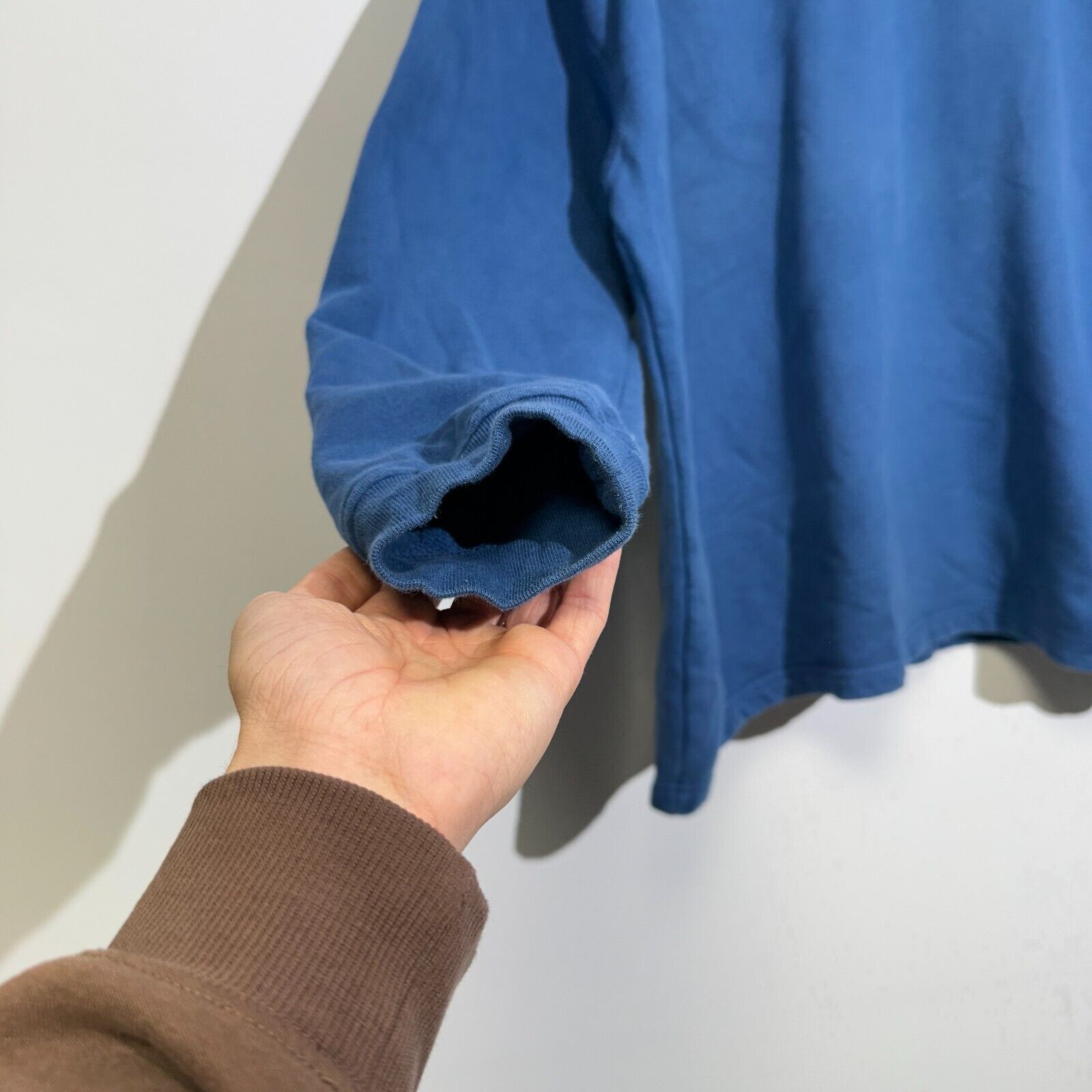 Vintage Vintage Unisex Blue Cotton Crewneck Size M Washed 90s Size US M / EU 48-50 / 2 - 7 Thumbnail