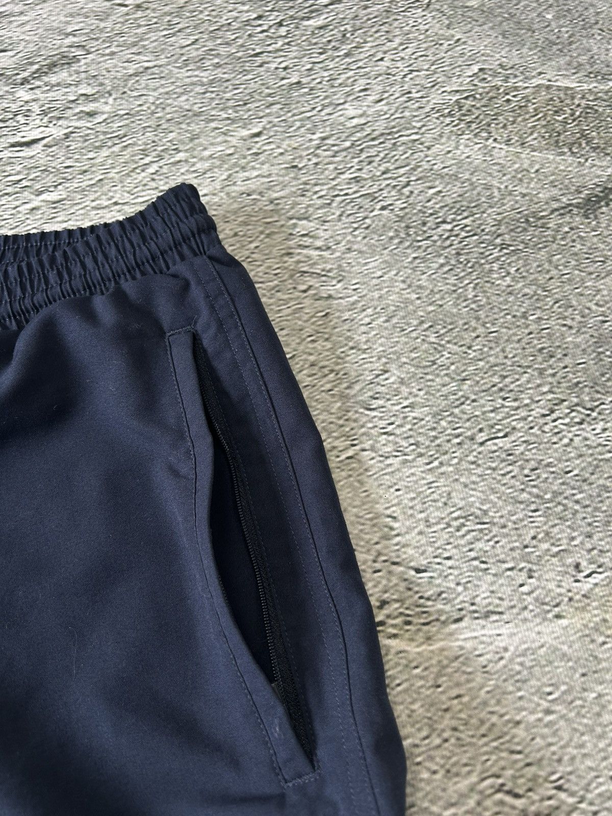 Adidas × Vintage Adidas vintage navy track pants small logo 2000s drill Y2K Size US 30 / EU 46 - 3 Thumbnail