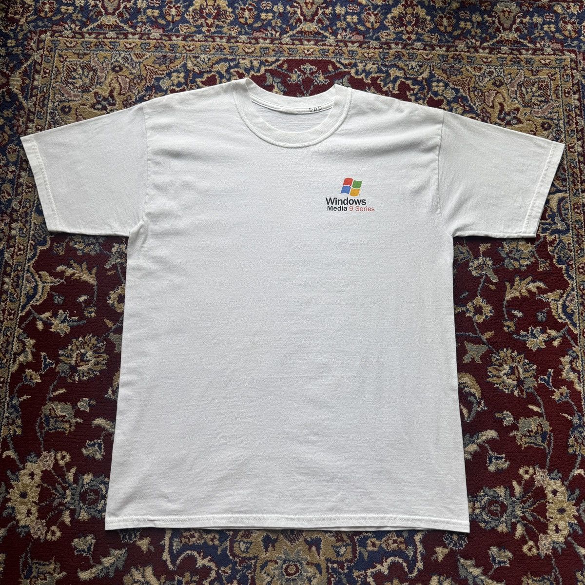 Microsoft Vintage 2000s Microsoft Windows Media 9 Series Promo tee y2k Size US L / EU 52-54 / 3 - 4 Thumbnail