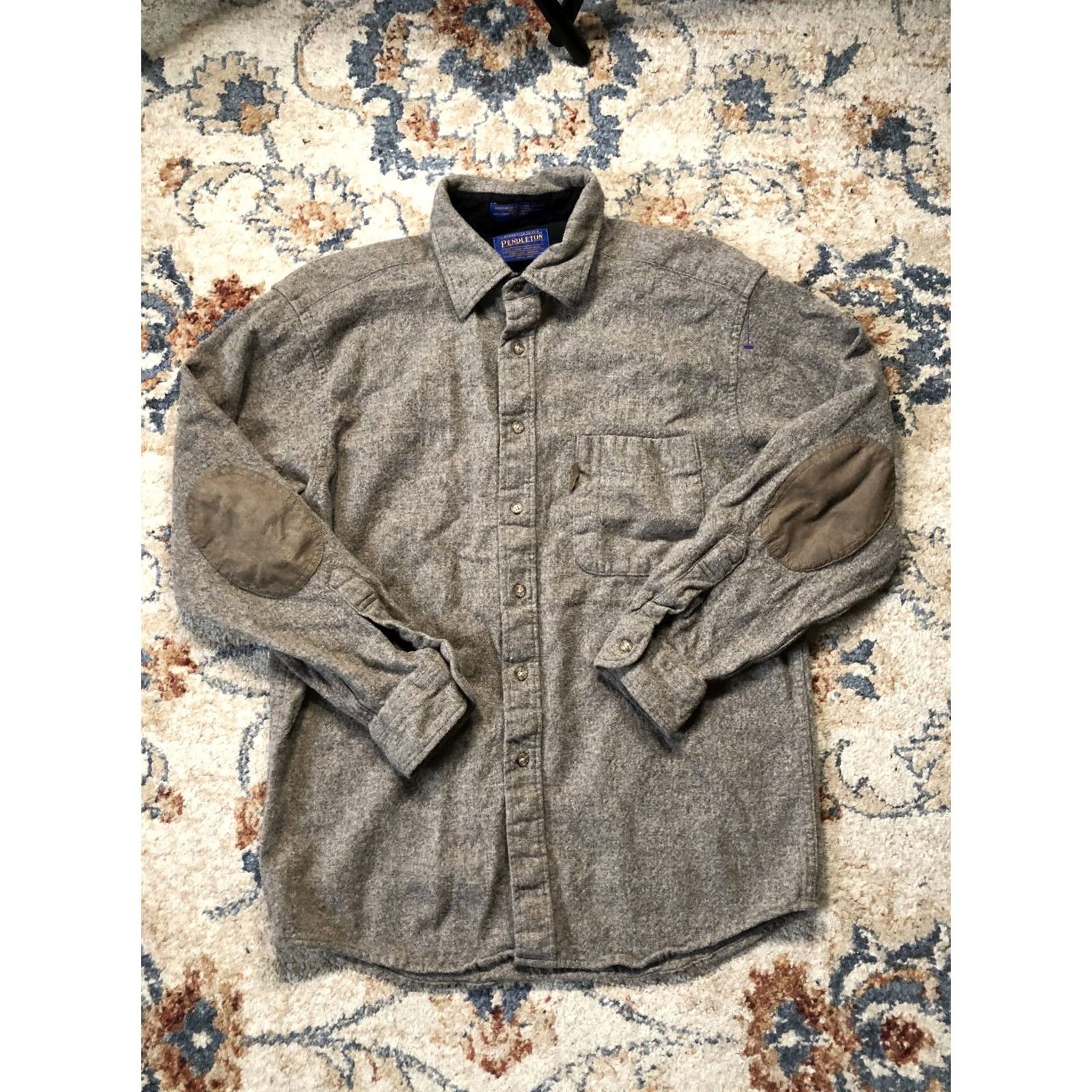 Pendleton Pendleton Shirt Mens Large Gray Wool Elbow Patch Outdoor Workwear Button Up Size US L / EU 52-54 / 3 - 2 Thumbnail
