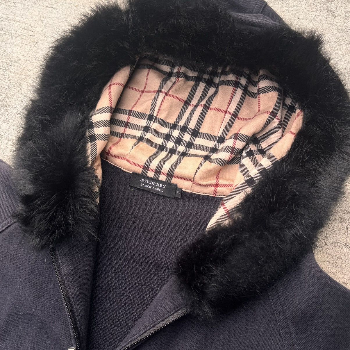 Burberry Burberry Black Label Faux Fur Jacket Size US S / EU 44-46 / 1 - 3 Thumbnail