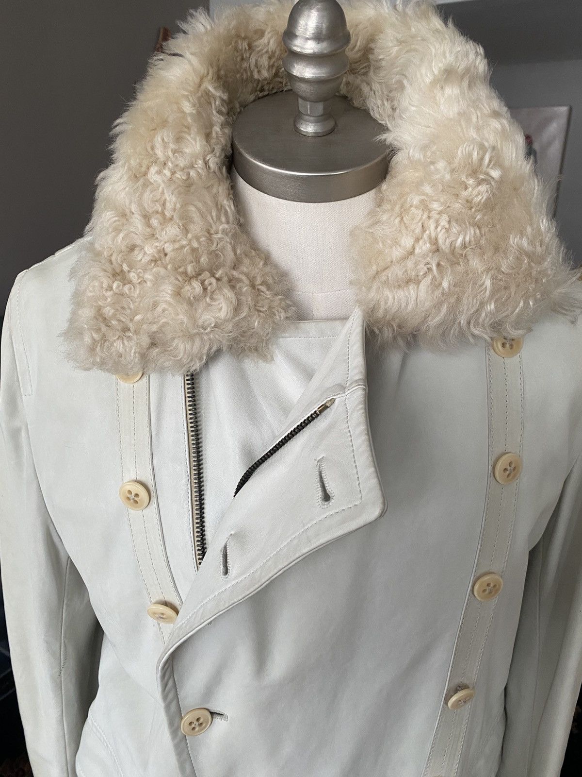 Ann Demeulemeester Ann Demeulemeester White Leather Overcoat Size US L / EU 52-54 / 3 - 1 Thumbnail