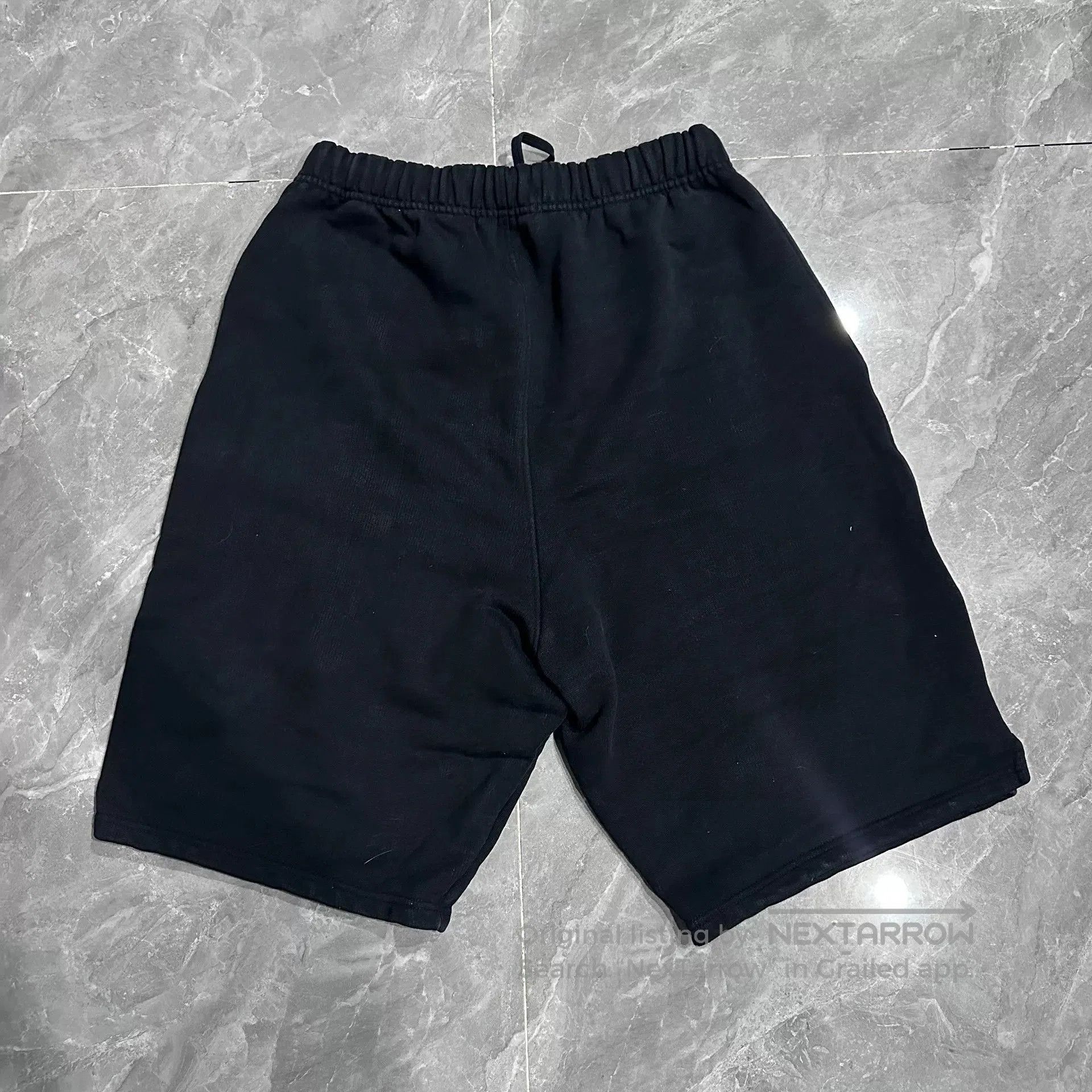 AMI AMI PARIS Black Heart Embroidered Shorts. Size US 28 / EU 44 - 2 Thumbnail