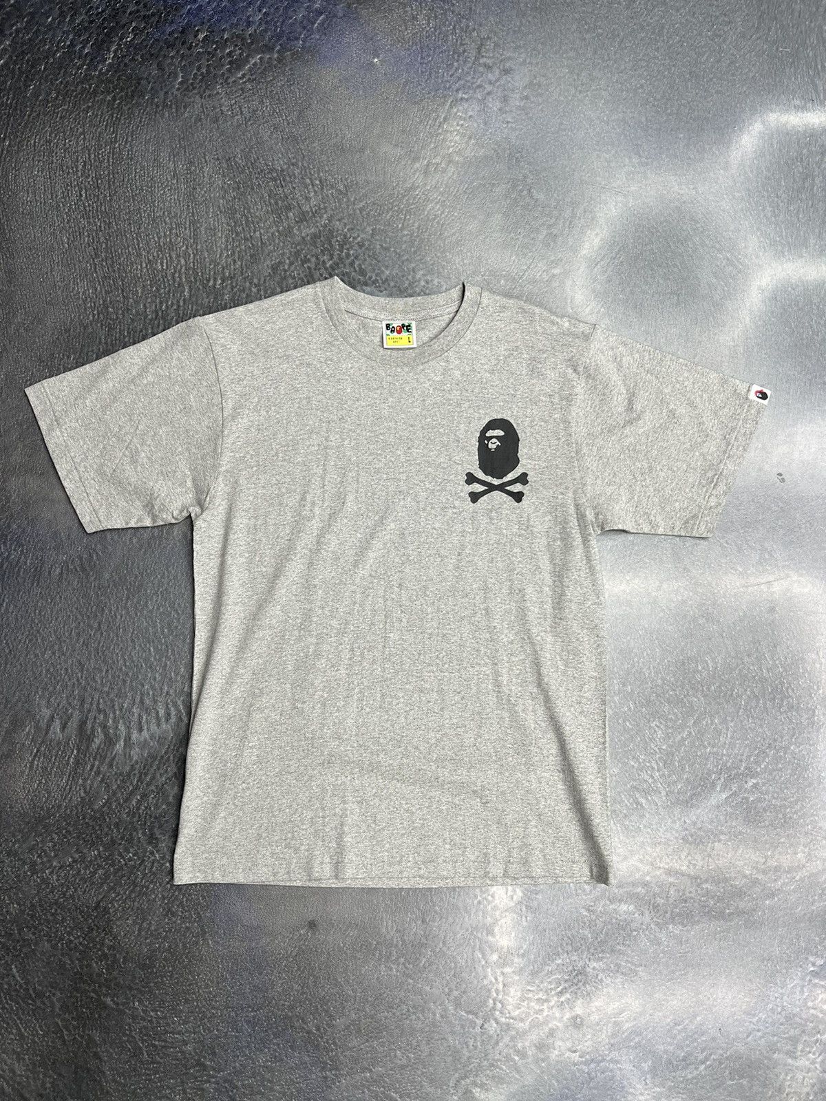 Bape Bape Crossbone Emblem T-Shirt Size US L / EU 52-54 / 3 - 1 Thumbnail