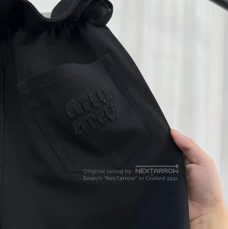 Miu Miu Miu Miu Black Wool Embroidered Logo Shorts . Size 23" - 5 Thumbnail