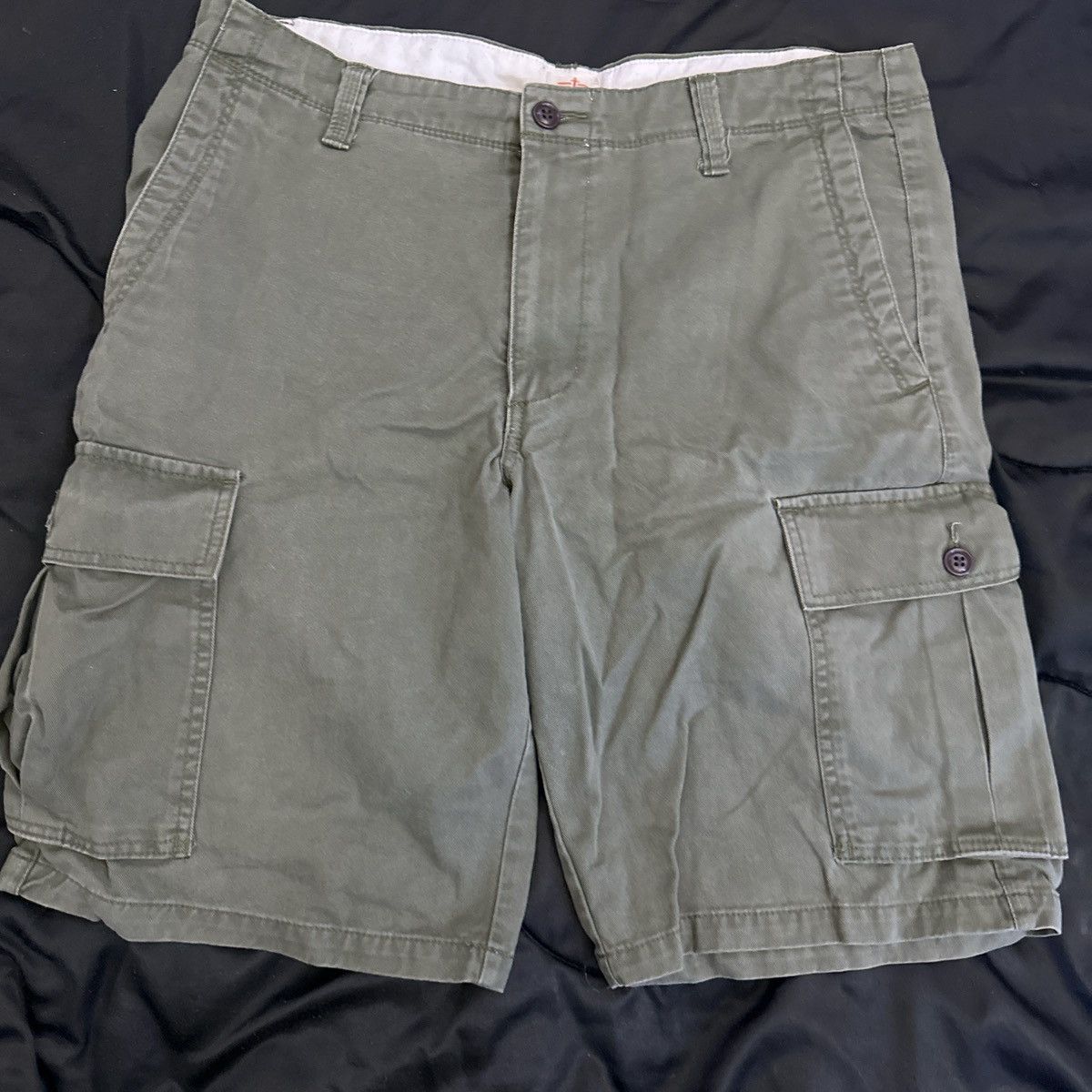 Dockers Green Dockers cargo shorts Size US 34 / EU 50 - 1 Thumbnail