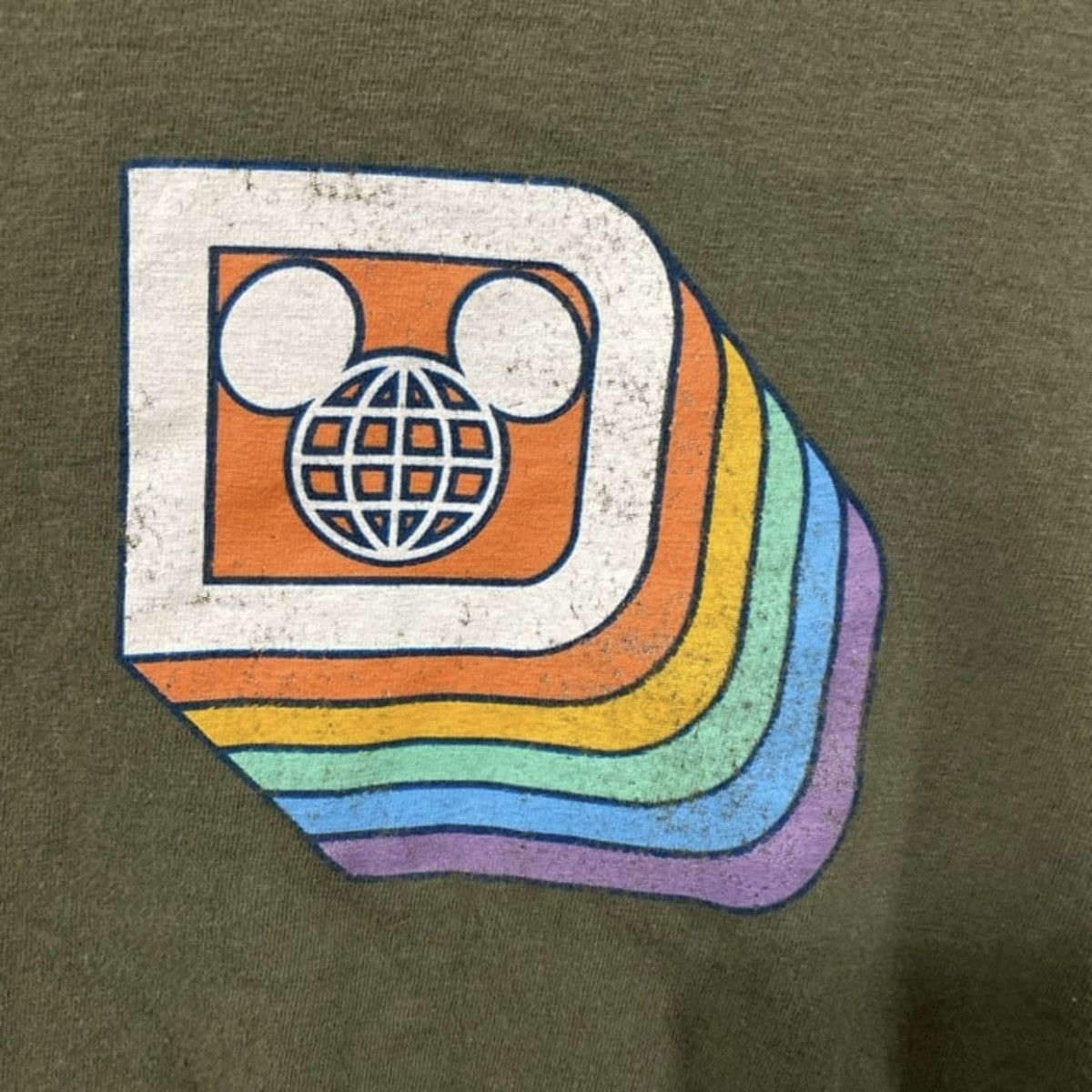 Disney Disney parks rainbow retro jersey t-shirt S Size S / US 4 / IT 40 - 2 Thumbnail