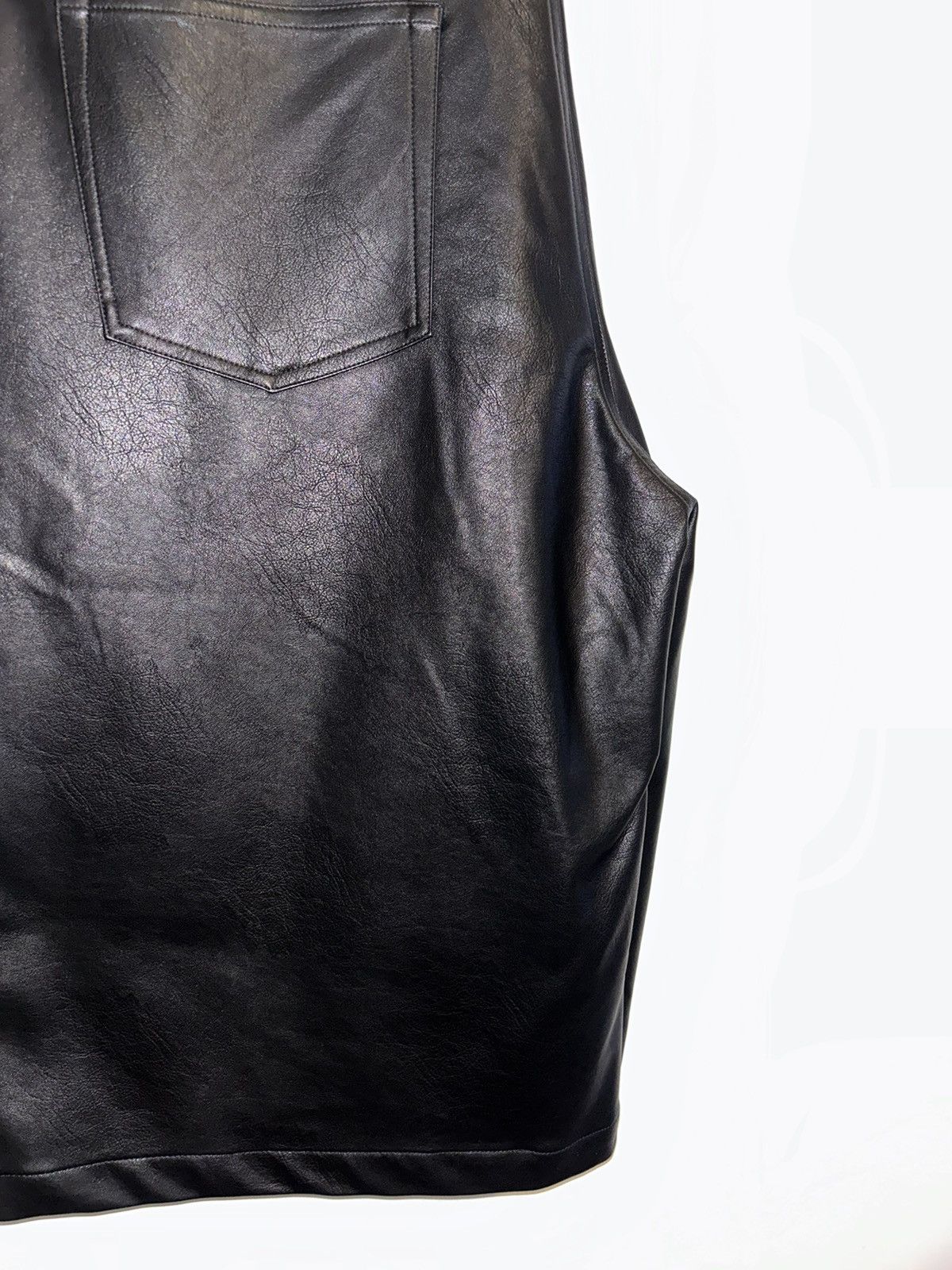 Other Hidden Season black leather baggy shorts Size US 34 / EU 50 - 6 Thumbnail