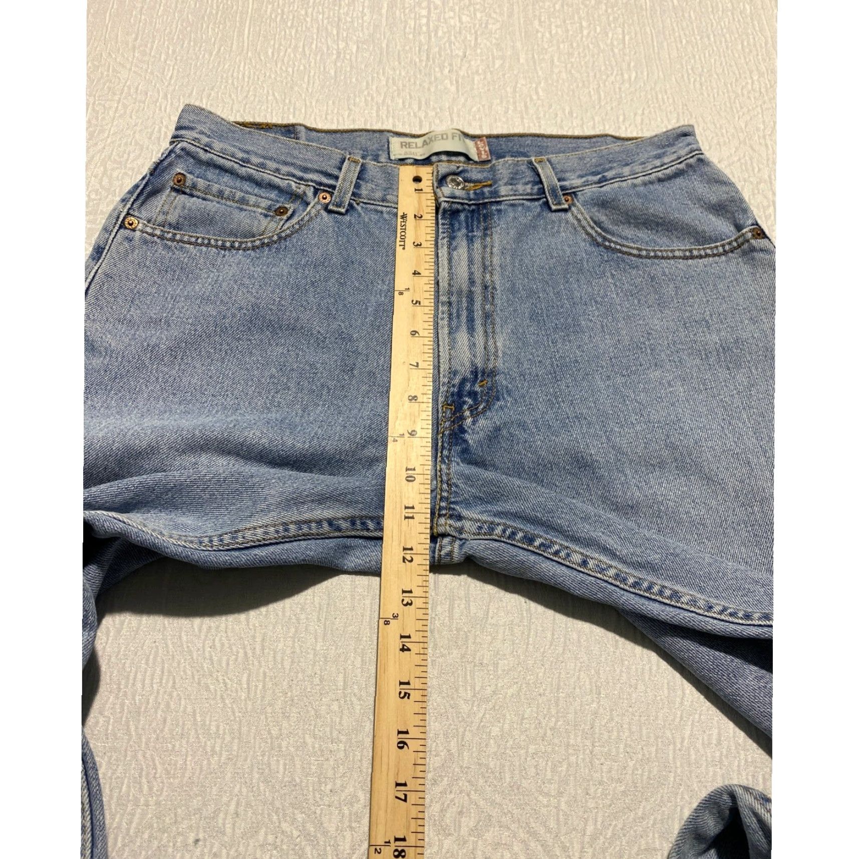 Levi's Levi's 550 Jeans Mens 34×30 Blue Denim Relaxed Fit Light Vintage 90s Straight Jeans Mens W34 L30 Clothing Size US 34 / EU 50 - 6 Thumbnail