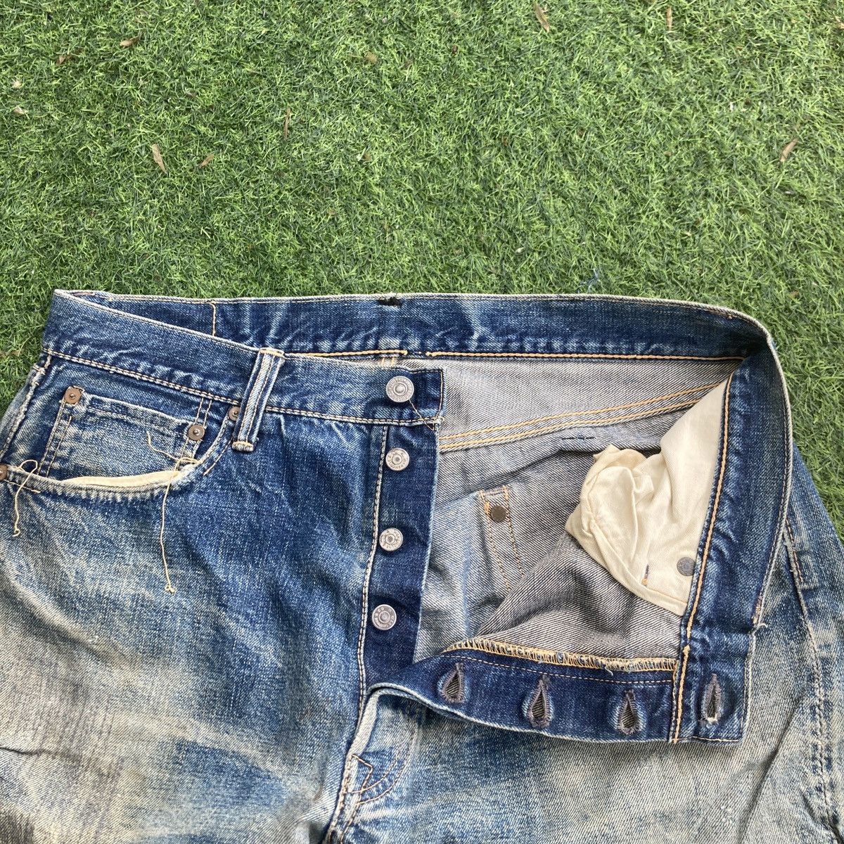 Warehouse & Co. VINTAGE WAREHOUSE SELVEDGE 3 QUARTER DISTRESSED JEANS Size US 33 - 9 Thumbnail