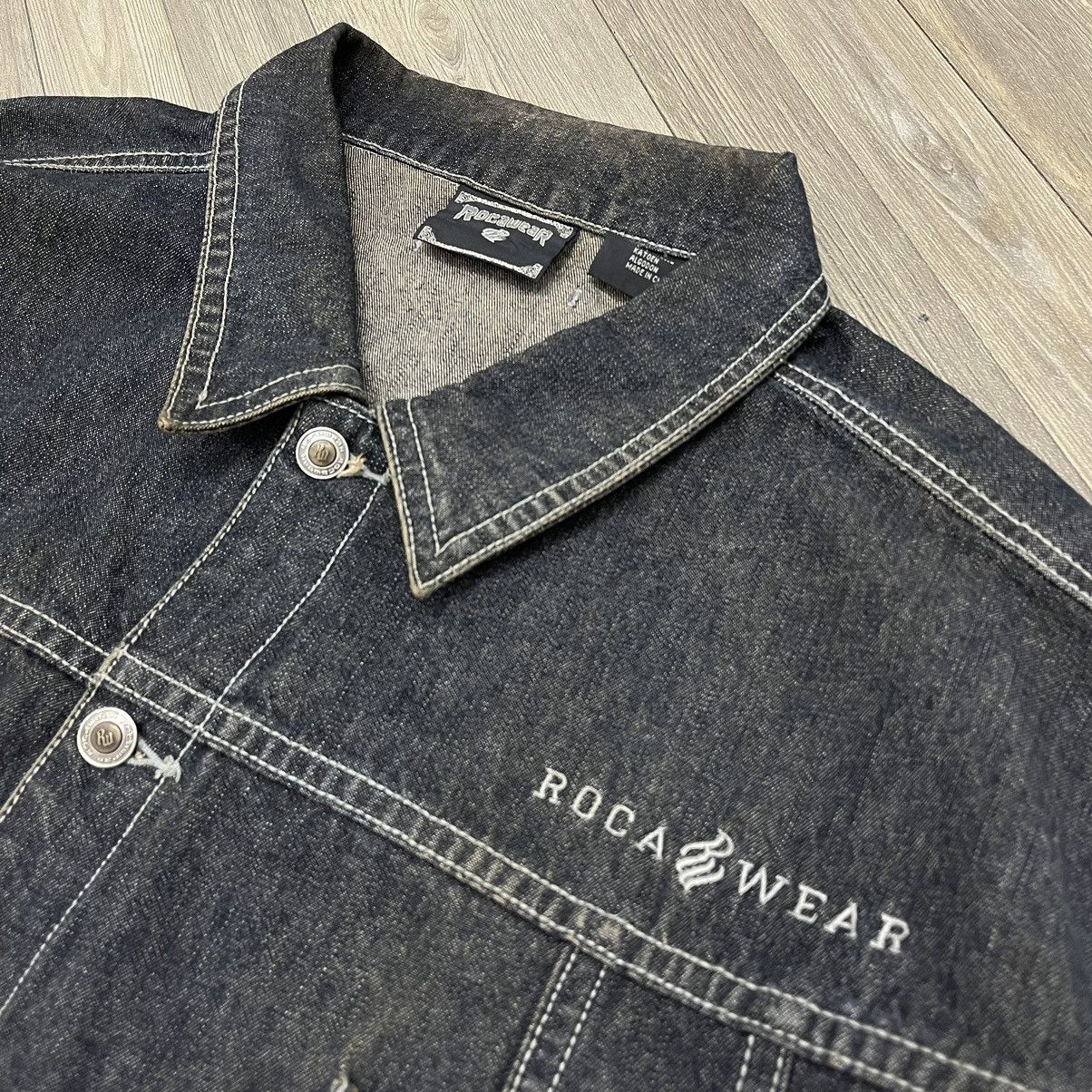 Rocawear × Vintage Vintage Y2K Rocawear Big Logo Black Wash Denim Jacket Size US XXL / EU 58 / 5 - 12 Thumbnail