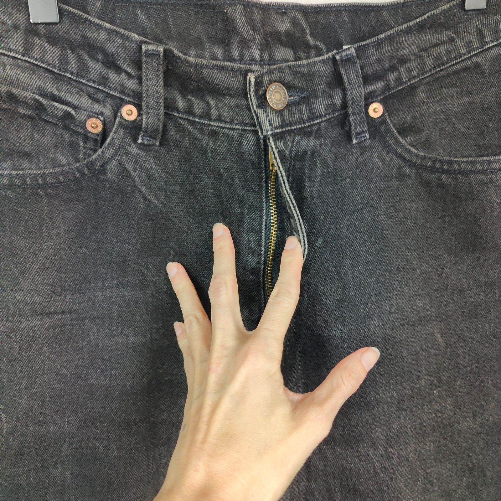 Levi's Vintage 90s Levi's 512 Jeans Womens 28 Black Wash Slim Fit Size US 28 / EU 44 - 2 Thumbnail