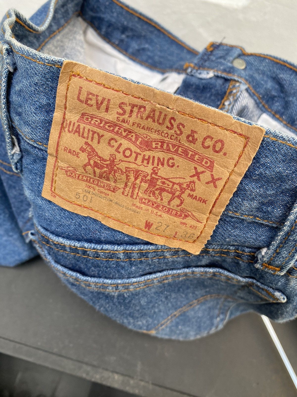Levi's × Levi's Vintage Clothing × Vintage size 25x31 vintage levi's 501 made in USA Size 25" / US 0 / IT 36 - 6 Thumbnail