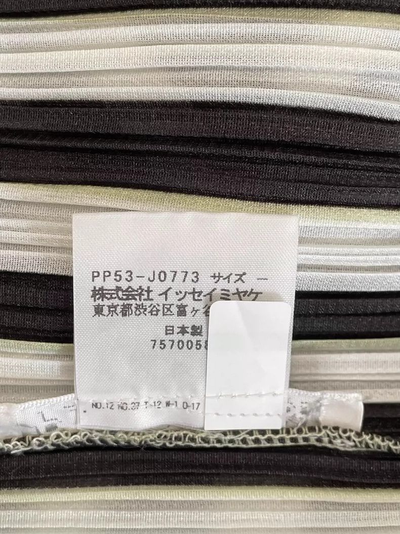 Issey Miyake Issey Miyake size:one size Black and white pleated zebra c Size XS / US 0-2 / IT 36-38 - 7 Thumbnail