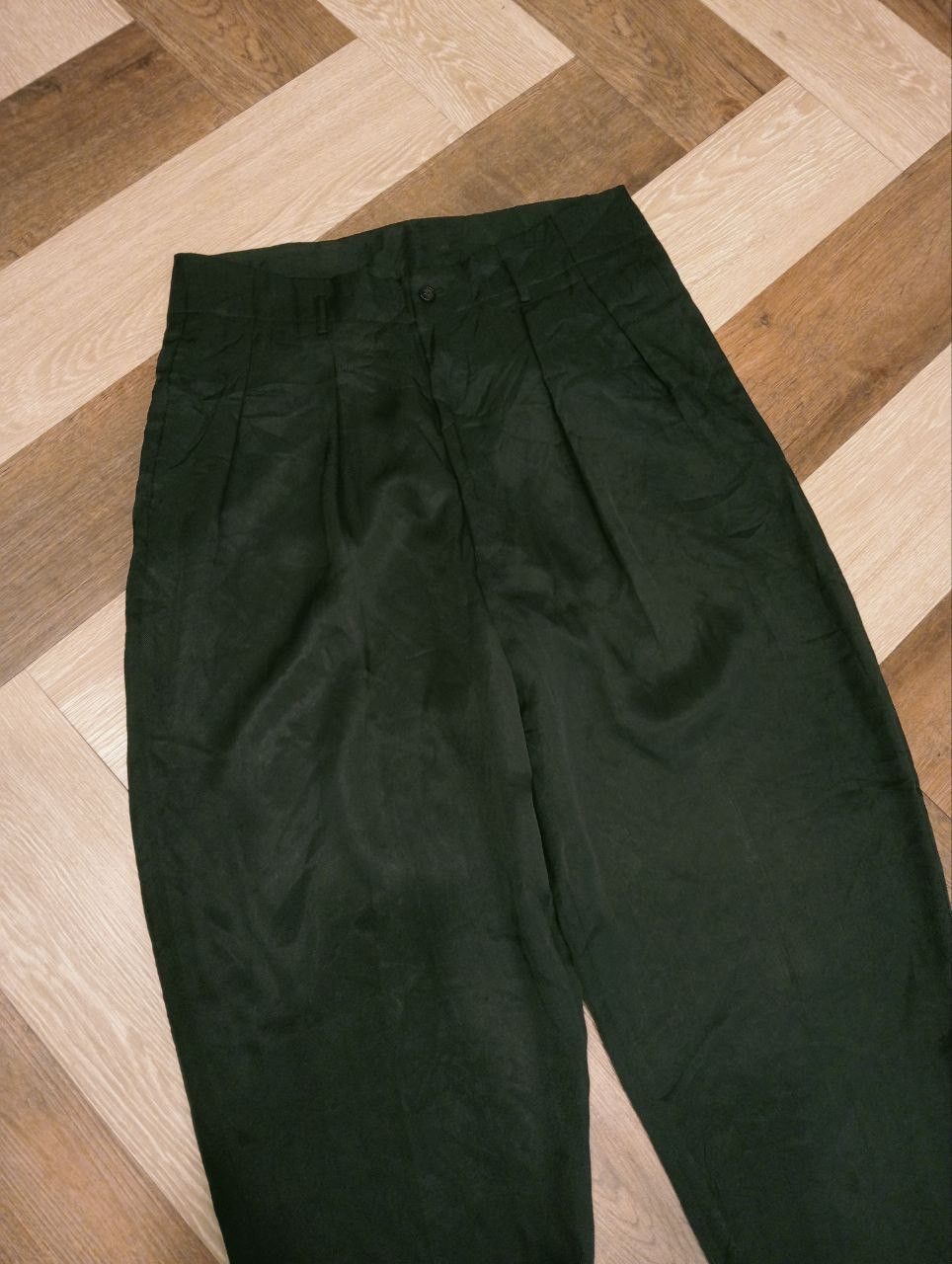 Comme des Garcons Homme Plus COMME DES GARCONS HOMME PLUS BAGGY POLYESTER TROUSER Size US 34 / EU 50 - 4 Thumbnail