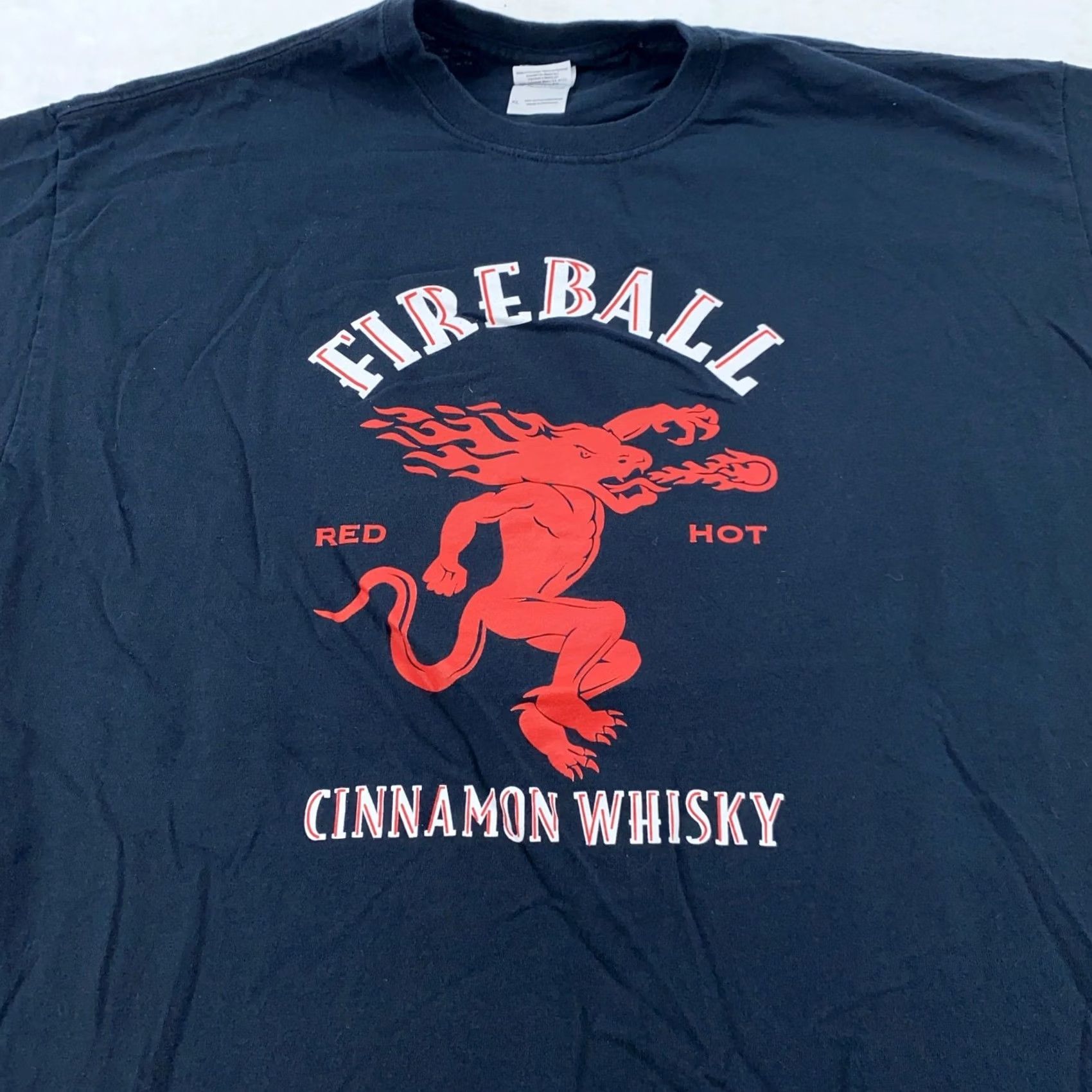 Gildan Fireball Cinnamon Whisky Shirt Mens Large Black Red Hot New Jersey Graphic Print Crew Neck T-Shirt Size US L / EU 52-54 / 3 - 2 Thumbnail
