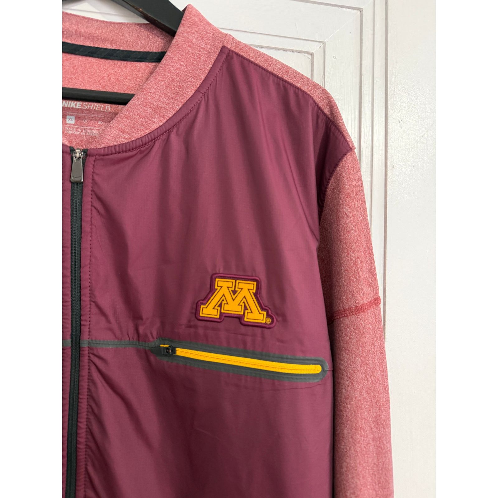 Nike Minnesota Gophers Nike Shield Full-Zip Men's Size XL Size US XL / EU 56 / 4 - 3 Thumbnail