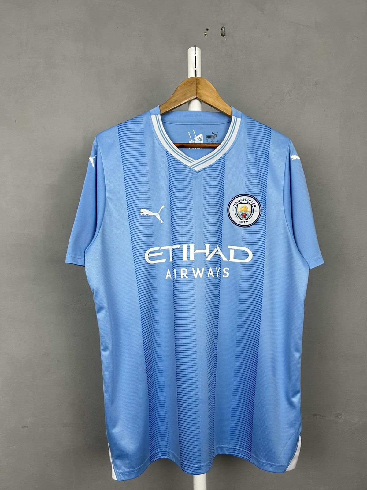 Puma MANCHESTER CITY 2023 2024 Home puma soccer jersey Size US XXL / EU 58 / 5 - 2 Thumbnail
