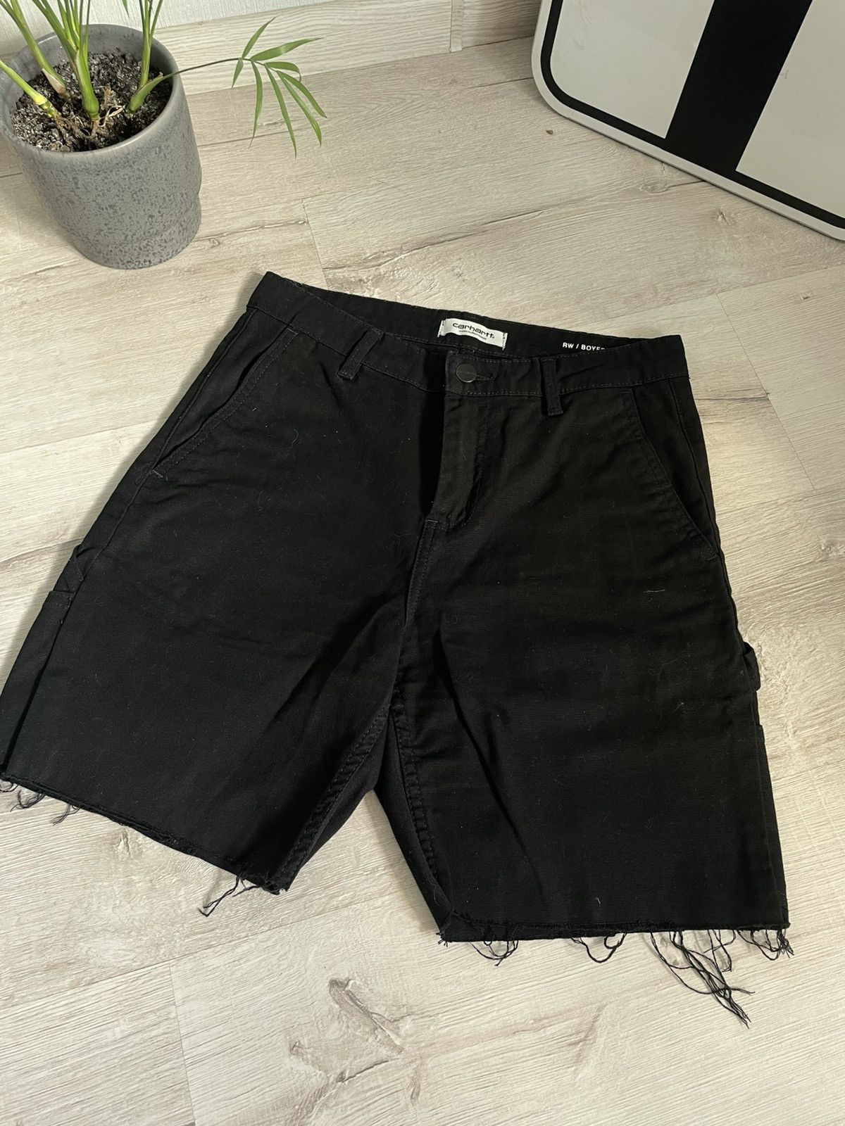 Carhartt Wip Rare Carhartt Wip Shorts Carpenter with White Logo Pierce Size 27" / US 4 / IT 40 - 3 Thumbnail