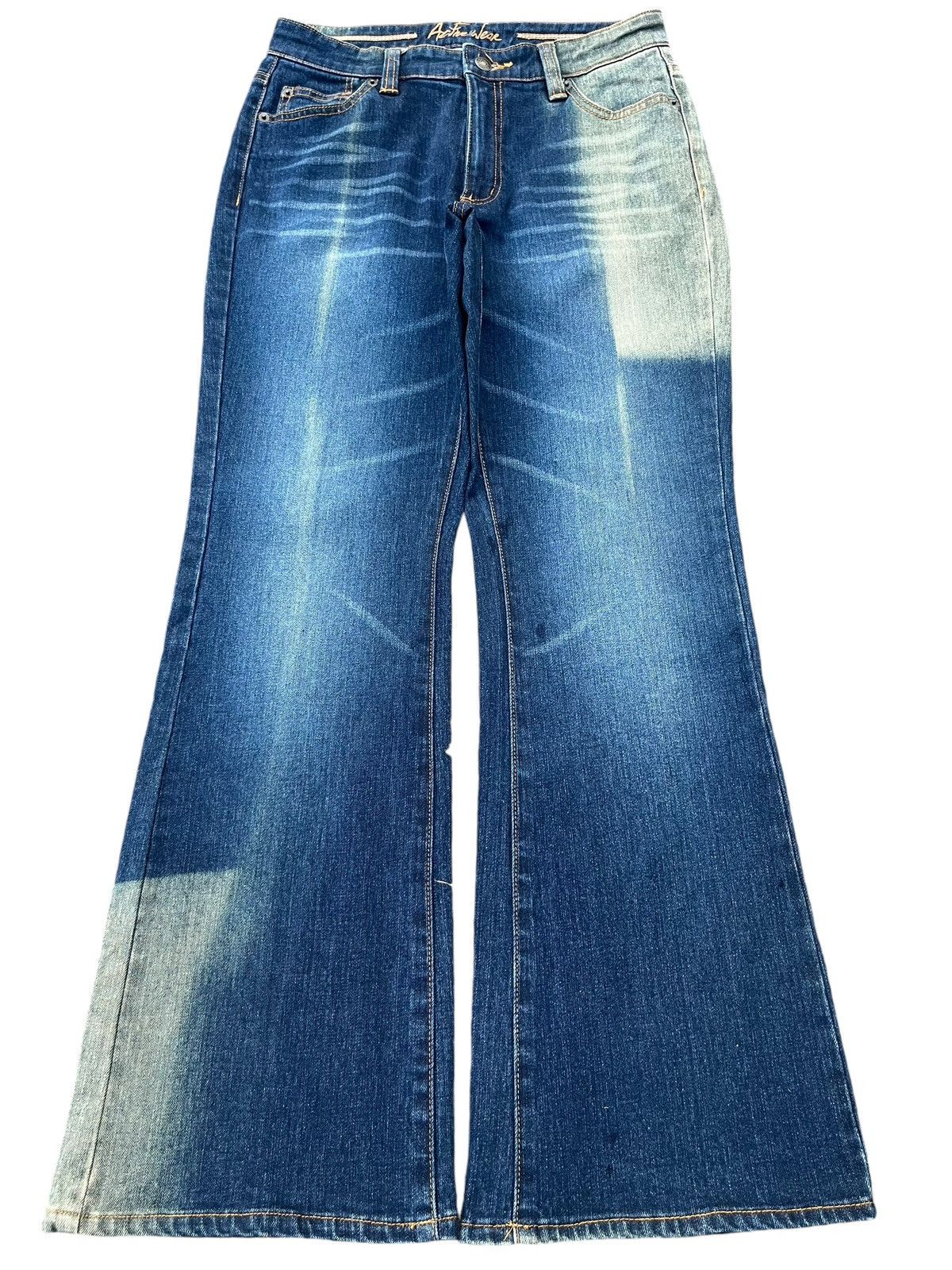 Japanese Brand Vintage Japanese Brand Sun Faded Blue Washed Flare Jeans Size US 28 / EU 44 - 1 Thumbnail