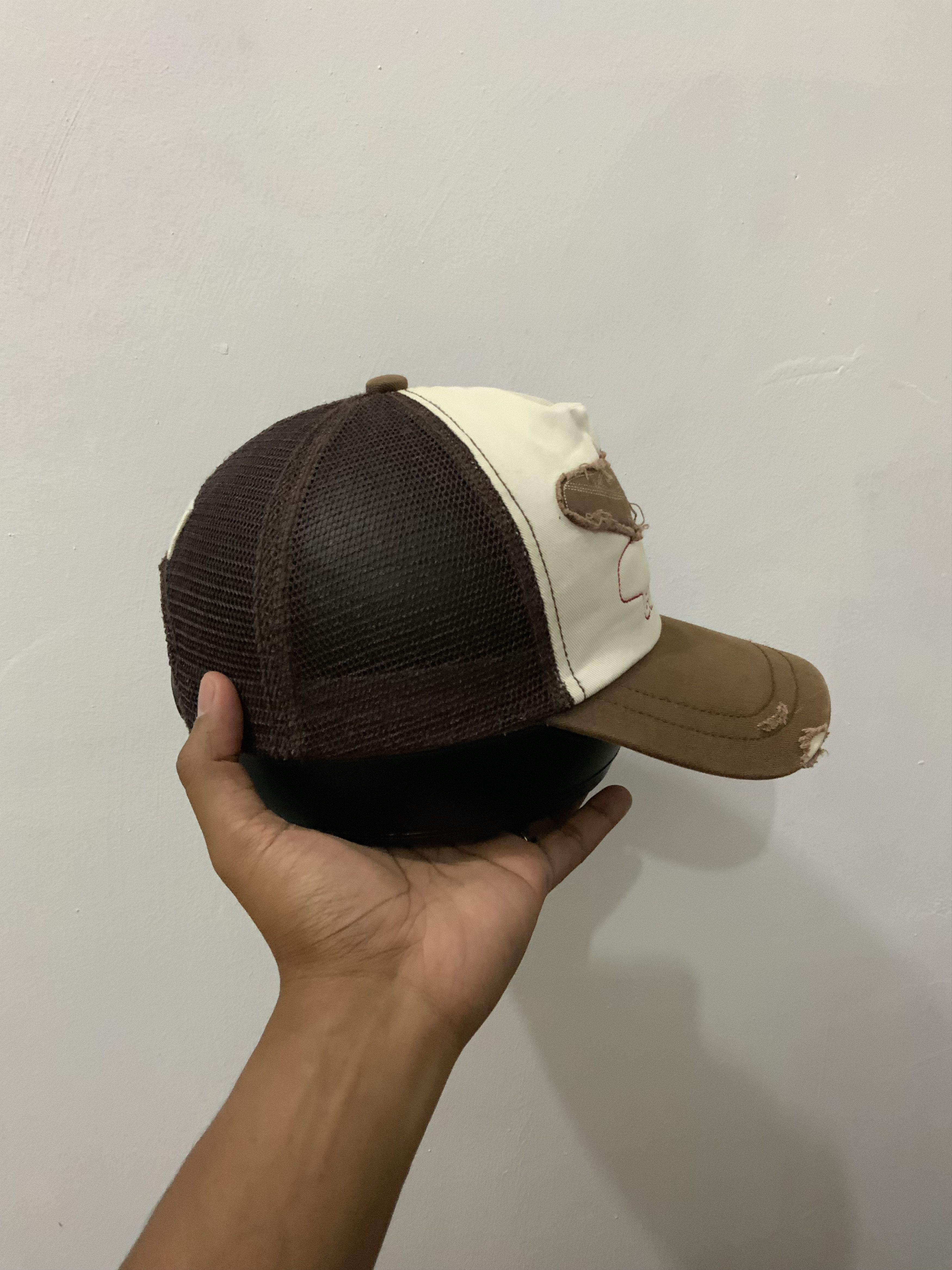 Converse Converse Chuck Taylor Distressed Trucker Hat Size ONE SIZE - 4 Thumbnail