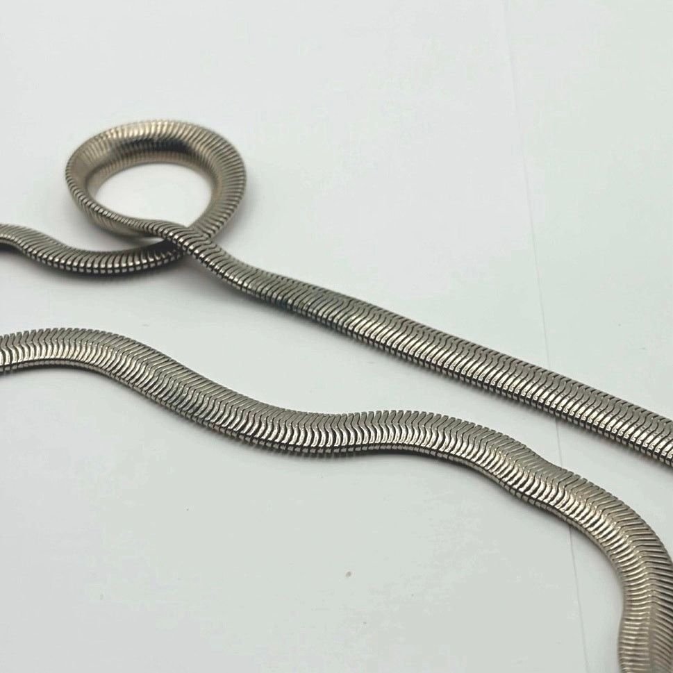 Other 90s Silver Herringbone Chain Necklace Size ONE SIZE - 3 Thumbnail