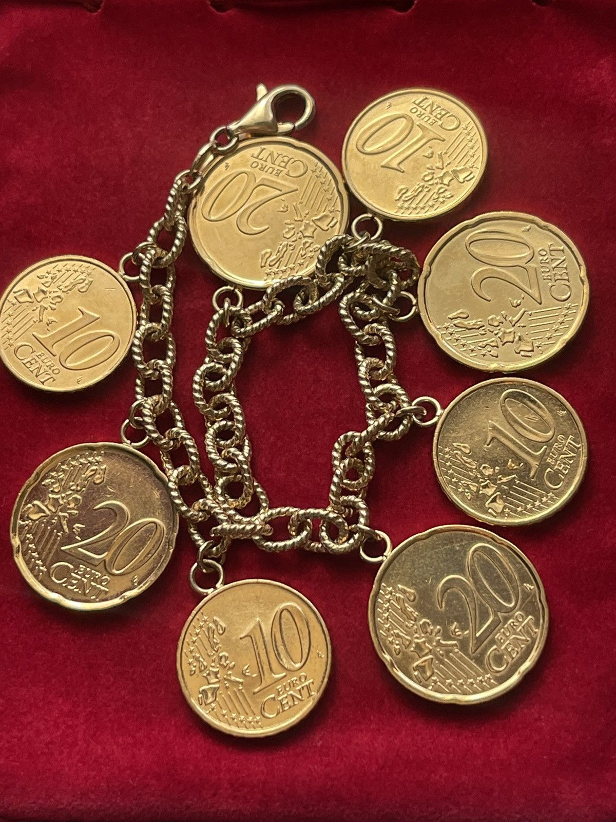 Vintage Veronese golden euro coin bracelet Size ONE SIZE - 4 Thumbnail