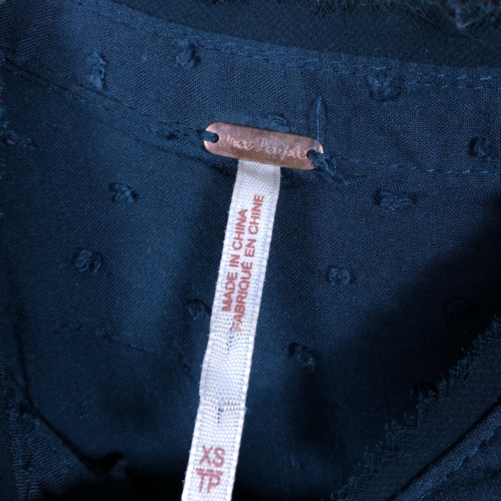 Free People Free People Shirt Blue Button-Down 100% Rayon XS Womens Long Sleeve Popcorn Relaxed Slim Button-Up Casual Workwear Boho 90s? Size XS / US 0-2 / IT 36-38 - 6 Thumbnail