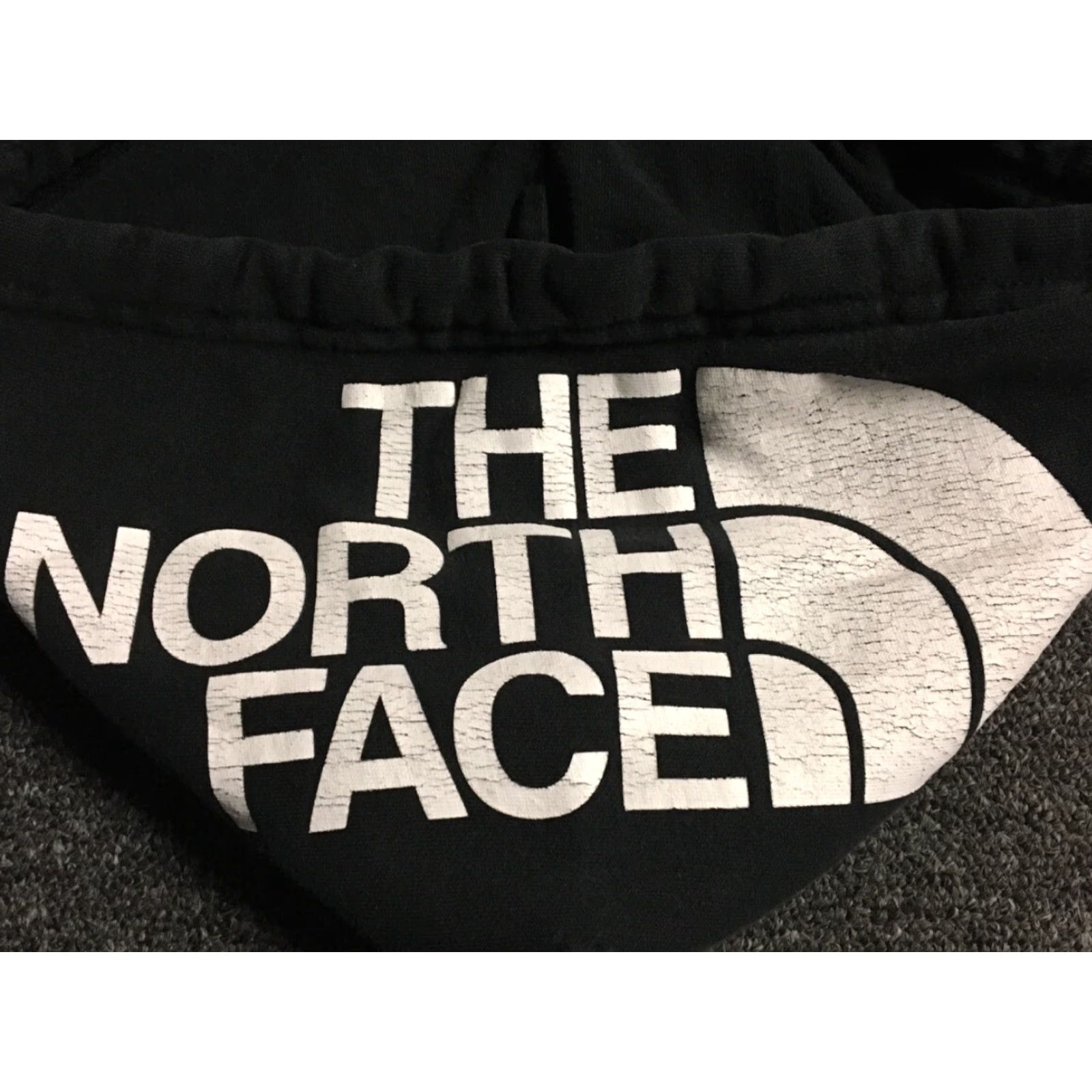The North Face VINTAGE The North Face Faded Spellout Hoodie L Black Men Sweatshirt 90s Hip Hop Grunge Surf Skate Size US L / EU 52-54 / 3 - 3 Thumbnail