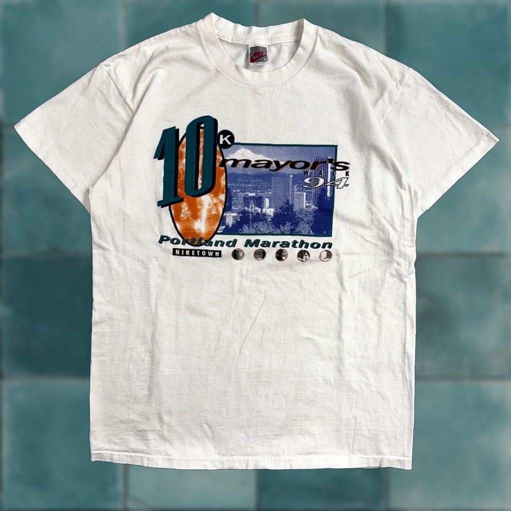 Nike VINTAGE Nike 1994 Niketown Portland Oregon T Shirt Mayors Walk 90s 10K Marathon XL White Size US XL / EU 56 / 4 - 1 Thumbnail