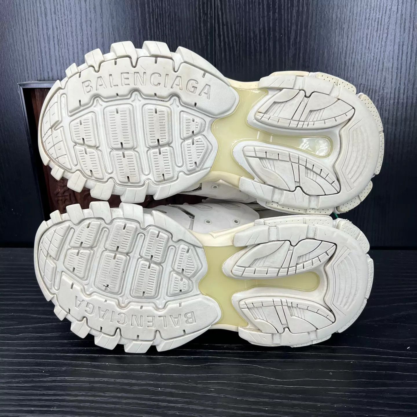 Balenciaga Balenciaga Track White 41 Like New Size US 8 / EU 41 - 4 Thumbnail