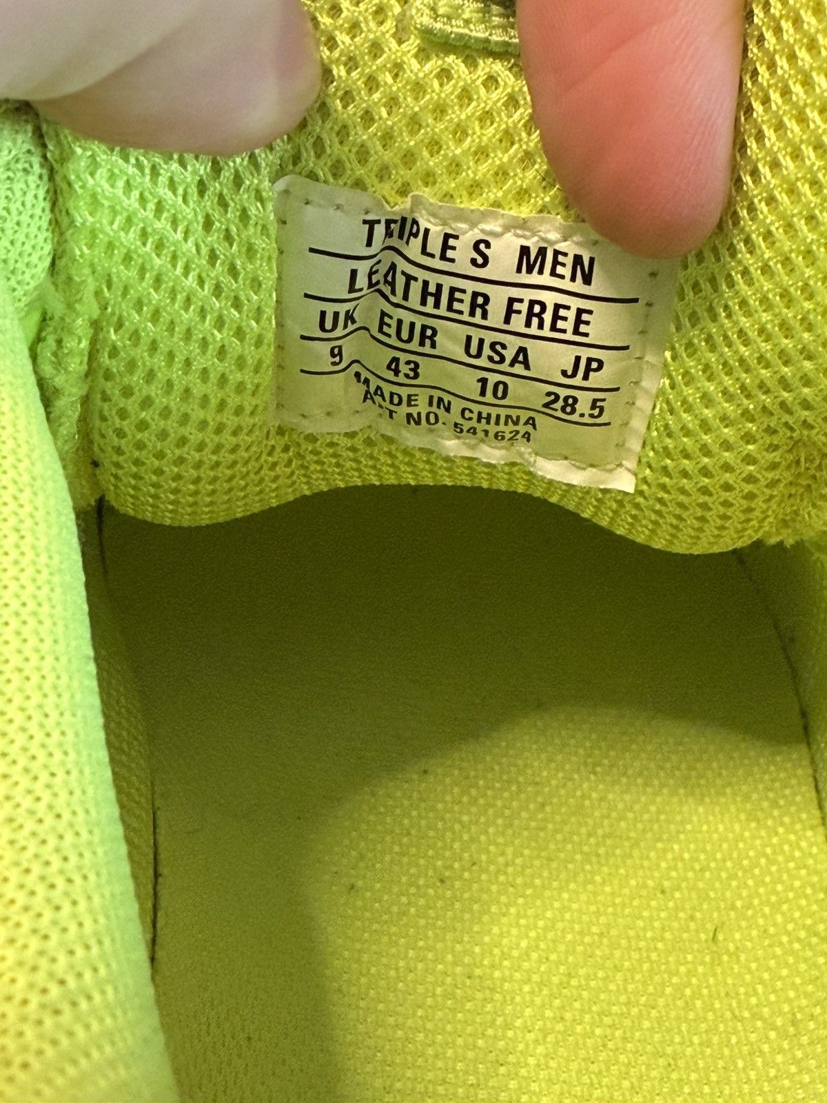 Balenciaga Balenciaga Triple S Neon Yellow US 10 EUR Size 43 Size US 10 / EU 43 - 5 Thumbnail