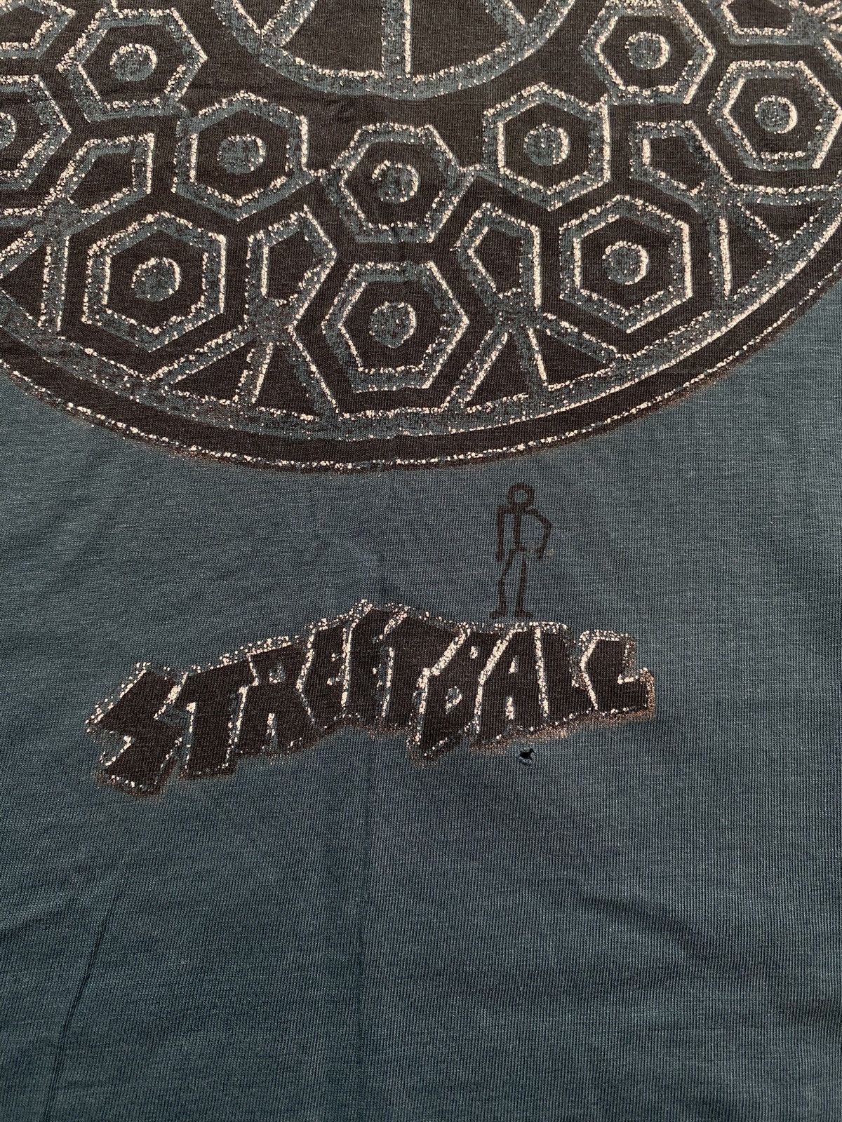Adidas Vintage Adidas Streetball 90s Graphic Tee Rare Basketball Size US L / EU 52-54 / 3 - 3 Thumbnail
