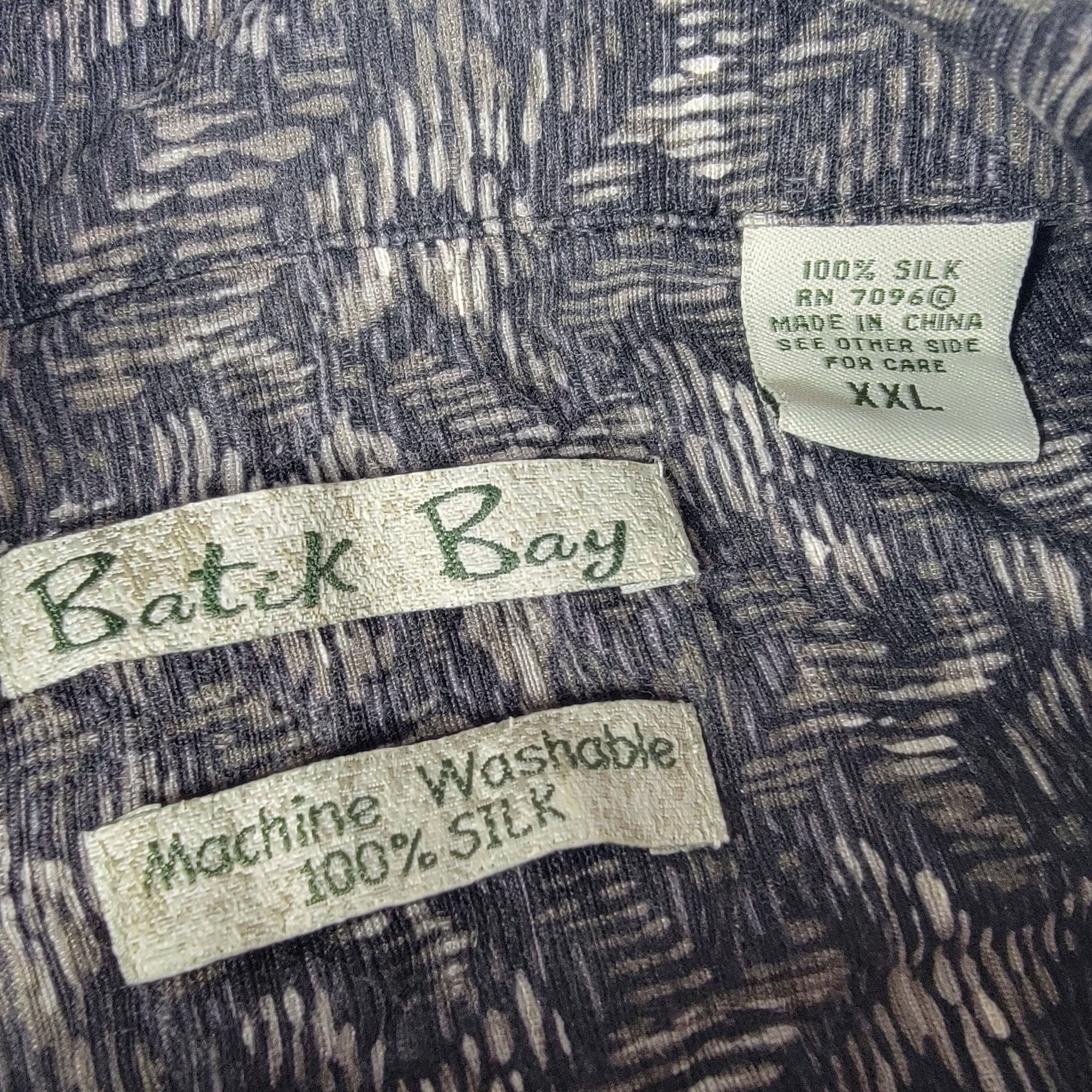 Batik Bay Batik Bay Mens 2XL Silk Button Up Short Sleeve Shirt Black C Size US XXL / EU 58 / 5 - 3 Thumbnail