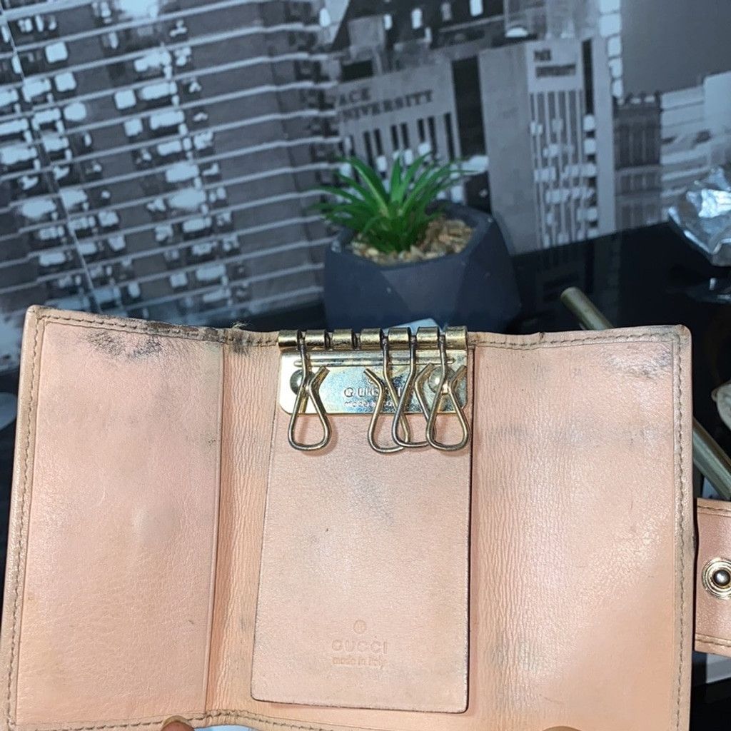 Gucci Authentic Gucci GG Key Case Size ONE SIZE - 11 Thumbnail