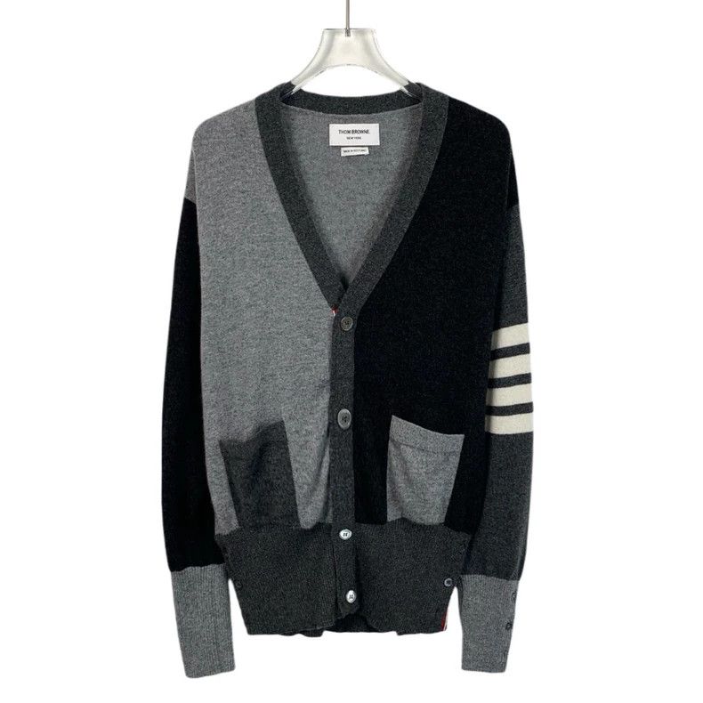 Thom Browne Thom Browne Color-blocking classic four-bar V-neck cashmere Size US L / EU 52-54 / 3 - 1 Thumbnail