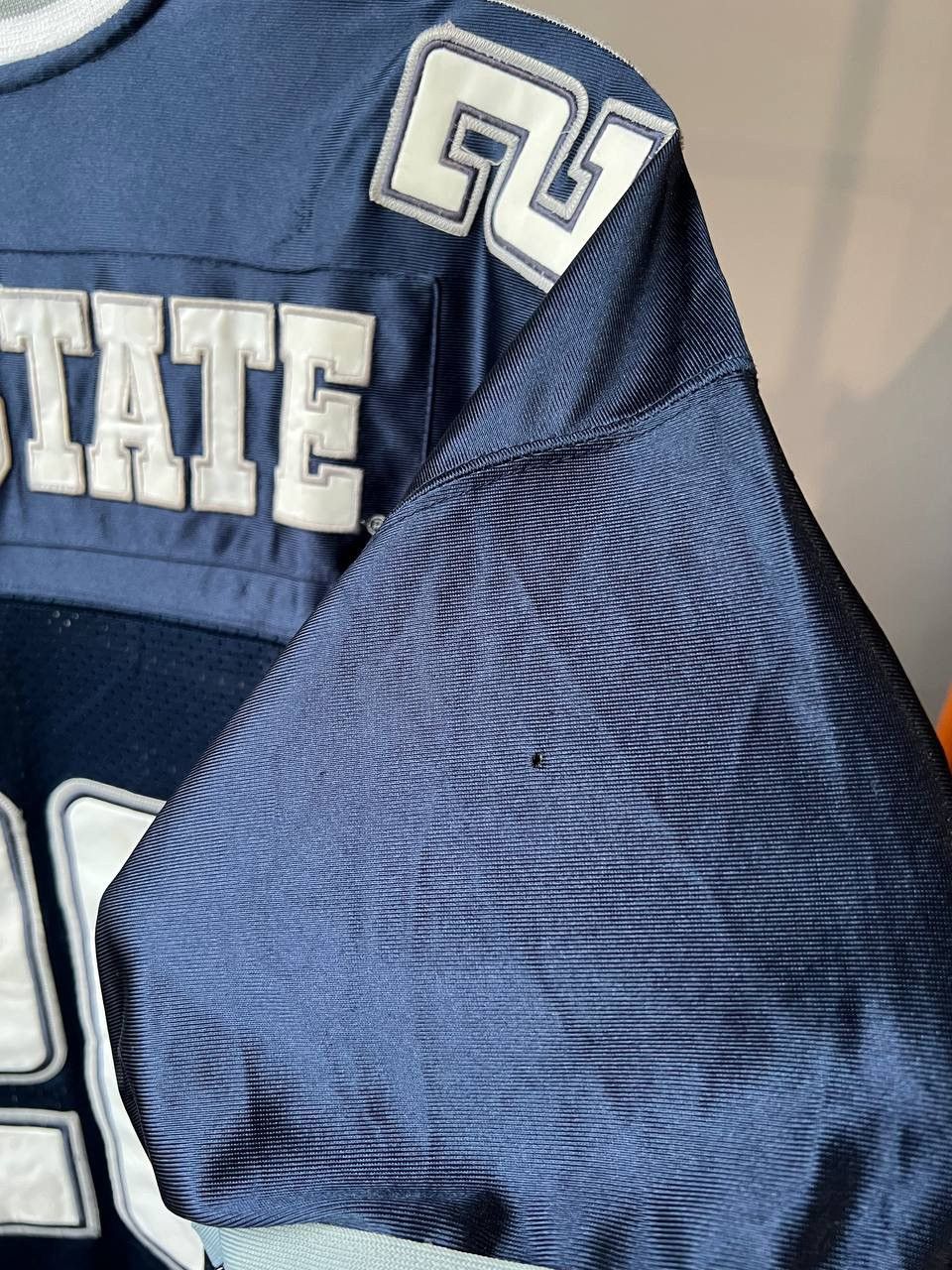 Vintage PENN STATE #26 COLOSSEUM NITTANY LIONS COLLEGE JERSEY SHIRT Size US XXL / EU 58 / 5 - 18 Thumbnail