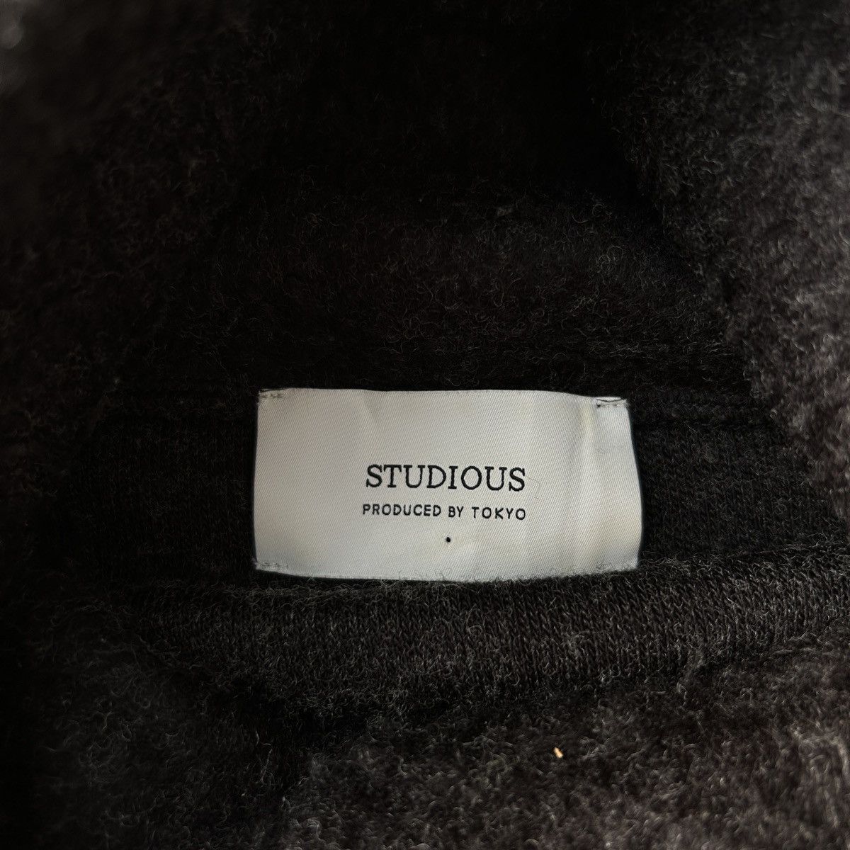 STUDIOUS studious jp japan sweater Size US M / EU 48-50 / 2 - 4 Thumbnail