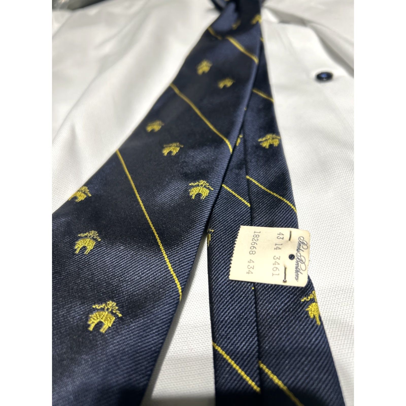 Brooks Brothers VINTAGE Brooks Brothers Tie Silk Blue Gold Sheep Made In US New W Tag Men Classic 57"-60" Silk Tie Brooks Brothers Mens Size ONE SIZE - 2 Thumbnail