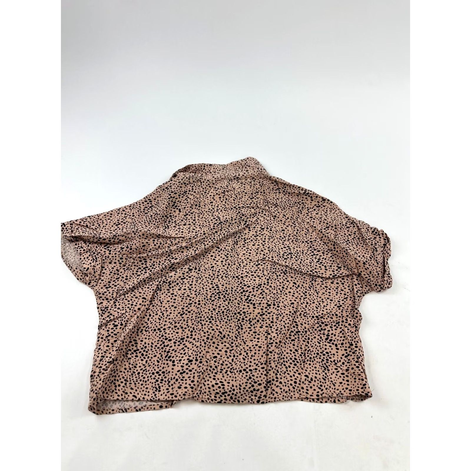 Vintage Milk & Honey Womens XL Tan Black Animal Print Crop Short Sleeve Button Up Size XL / US 12-14 / IT 48-50 - 2 Thumbnail