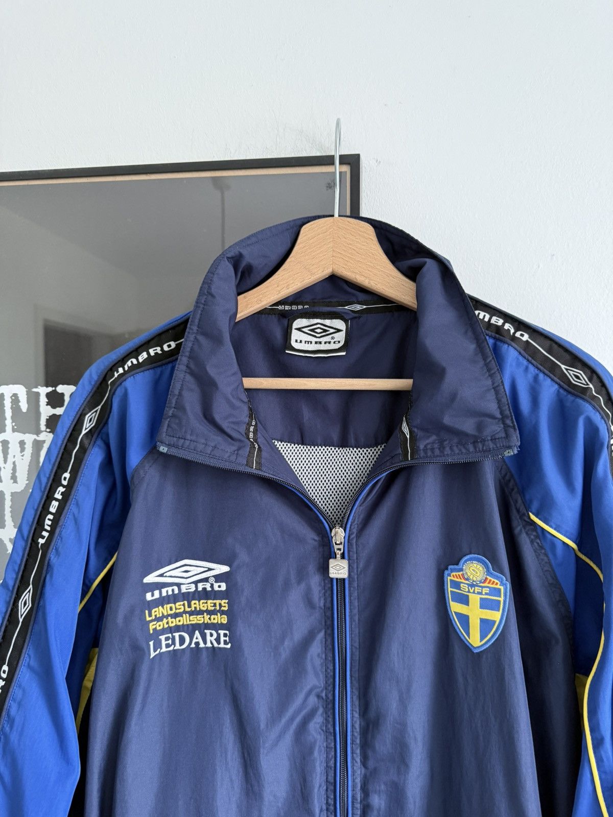 Umbro × Vintage SWEDEN NATIONAL FOOTBALL TEAM SVFF SOCCER ZIP JACKET UMBRO Size US XL / EU 56 / 4 - 2 Thumbnail