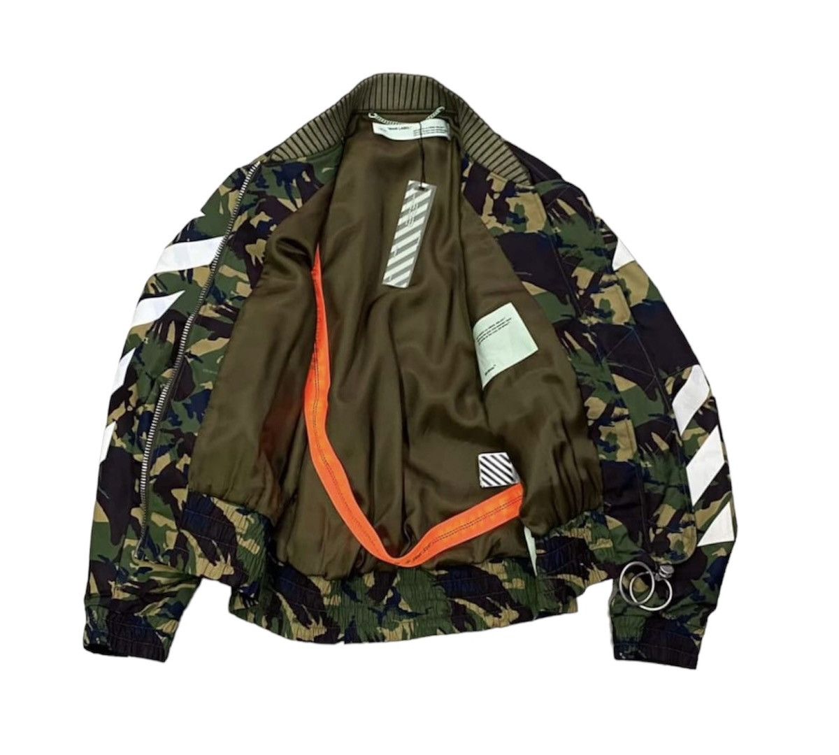 Off-White Off White Arrow Camo Polyamide Jacket 2018 Super Rare Size US XL / EU 56 / 4 - 3 Thumbnail