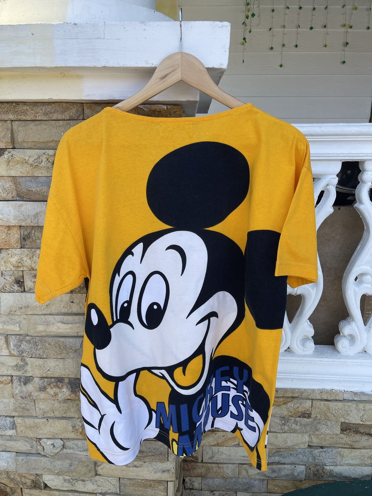 Mickey Mouse Rare🔥Vintage90s Mickey Mouse Gremlins Overprint T shirt Size US L / EU 52-54 / 3 - 2 Thumbnail