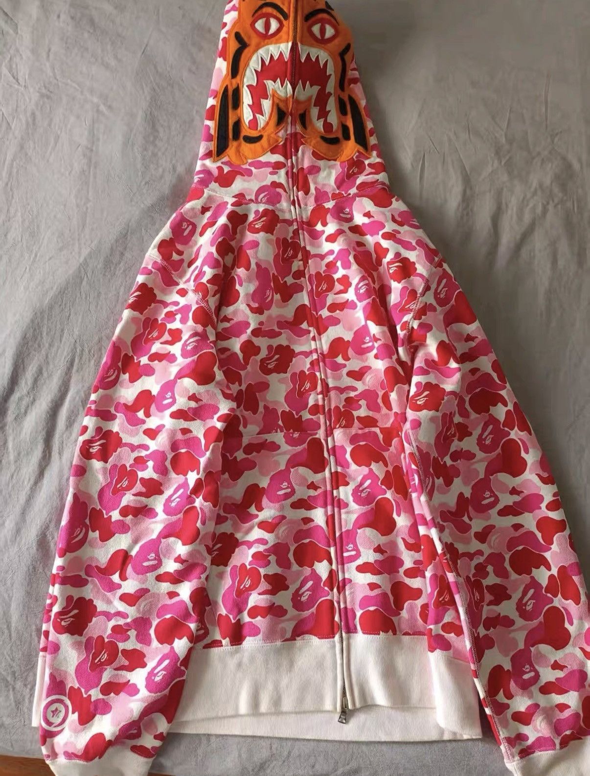 Bape Bape ABC Pink Camo Shark Hooded Zip Jacket J42 Size US XXL / EU 58 / 5 - 1 Thumbnail
