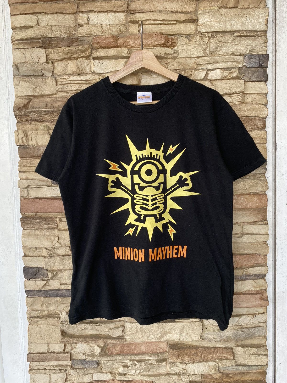 Anime × Universal Studios Vintage Minion Mayhem Bone Minion Despicable Me Tees Size US L / EU 52-54 / 3 - 1 Thumbnail