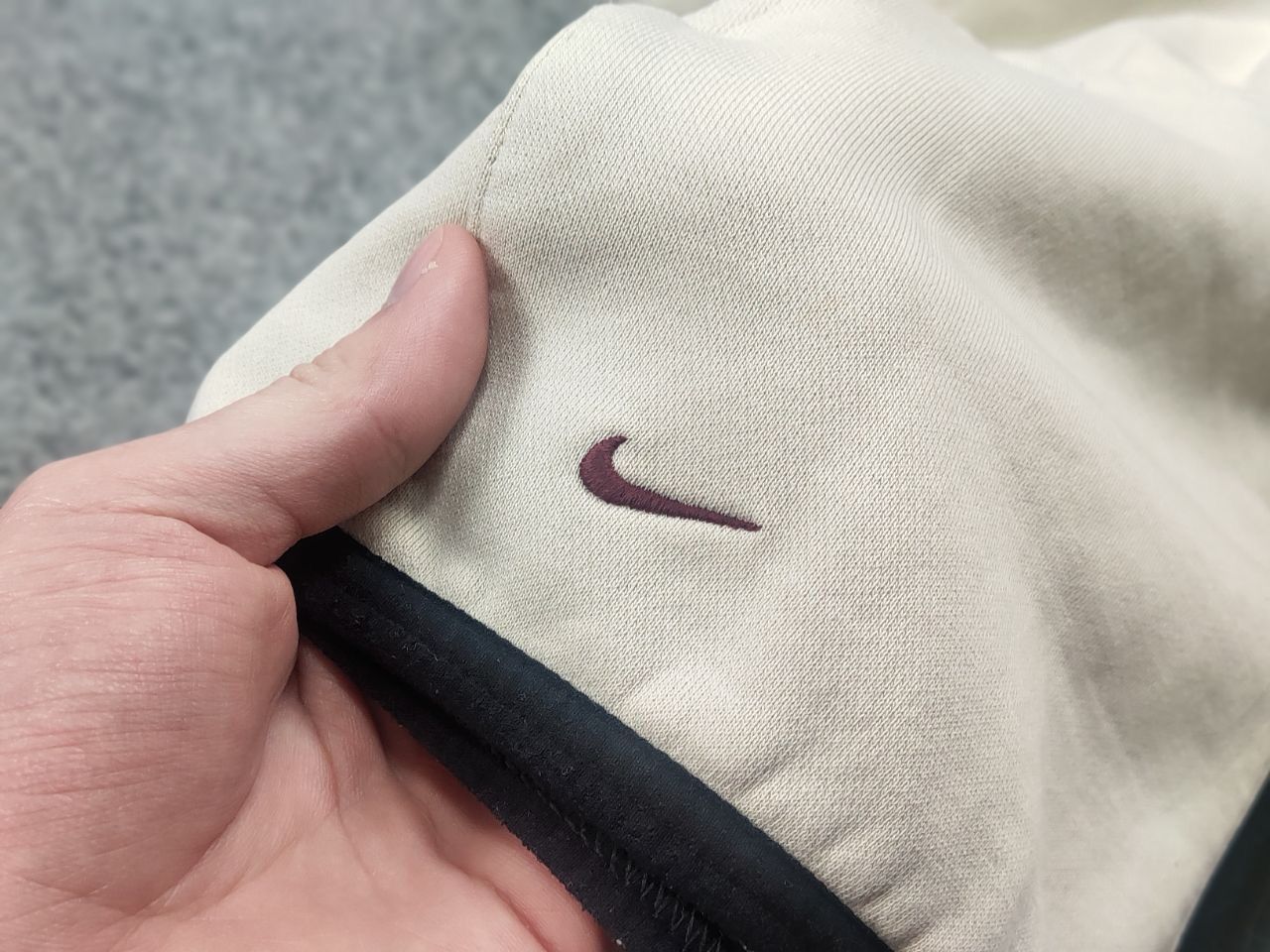 Nike Vintage 90's Cream Nike Embroidered Zip Hoodie Distressed Size US M / EU 48-50 / 2 - 17 Thumbnail
